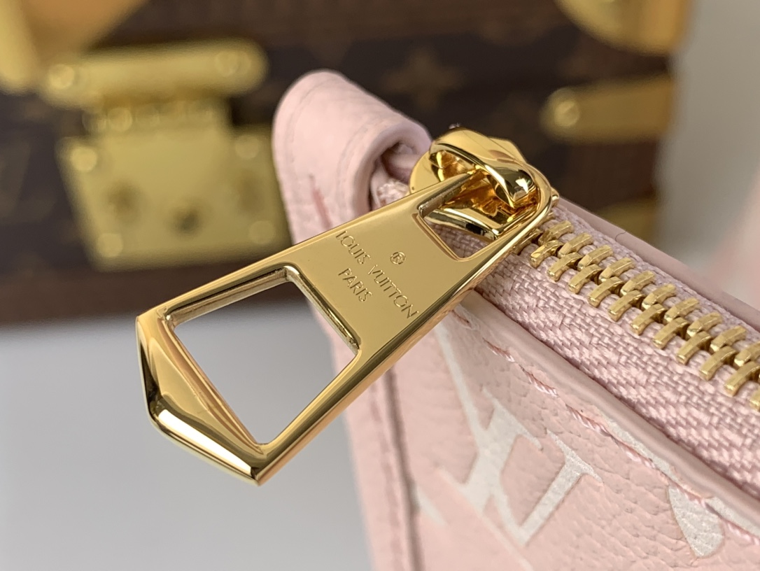 [TOP] Louis Vuitton LV  Carryall  Bag 24 x 12 x 29.5cm - Pink