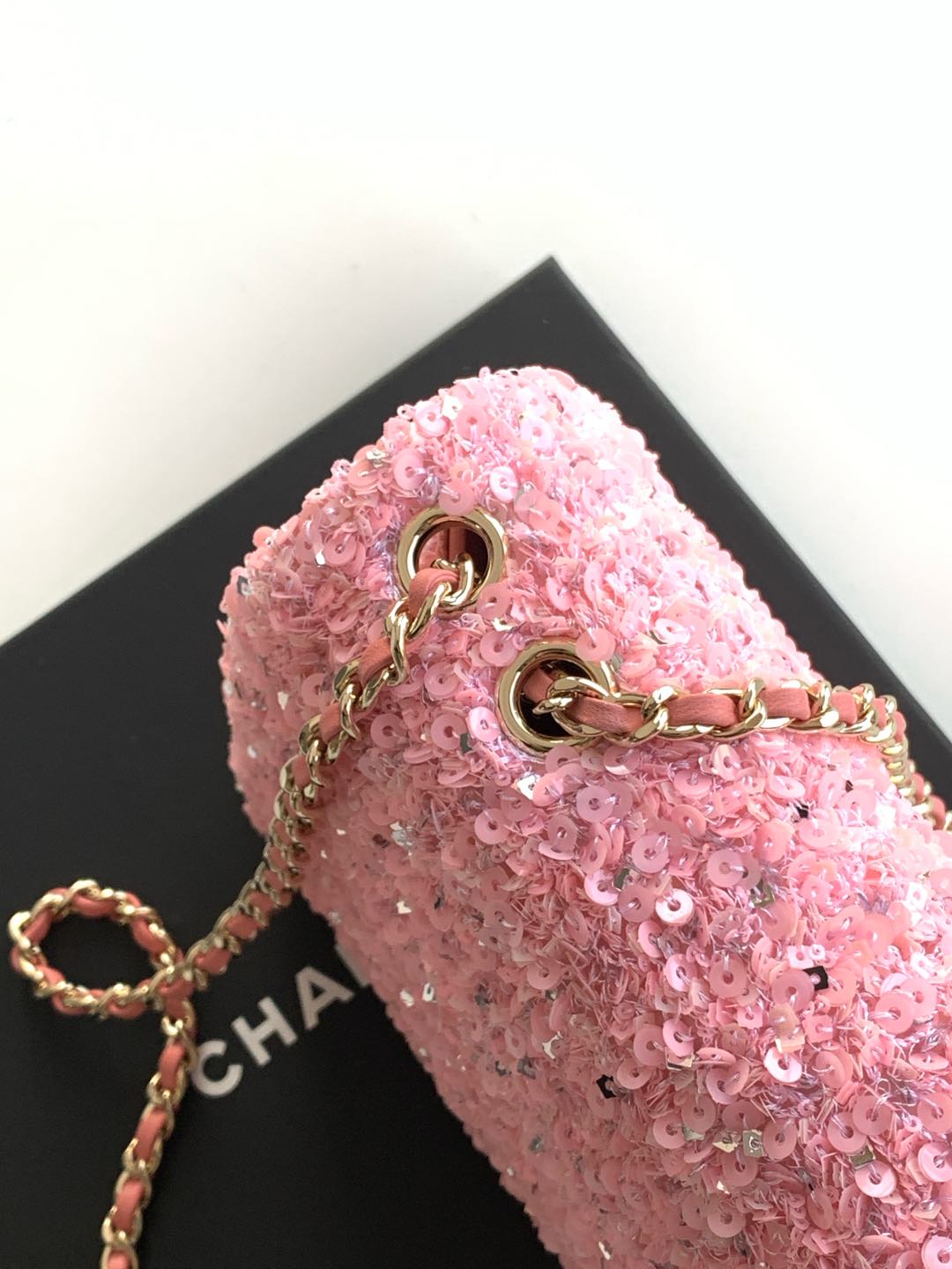 [TOP] CHANEL Sequin Flap Bag 20cm - Pink/Beige