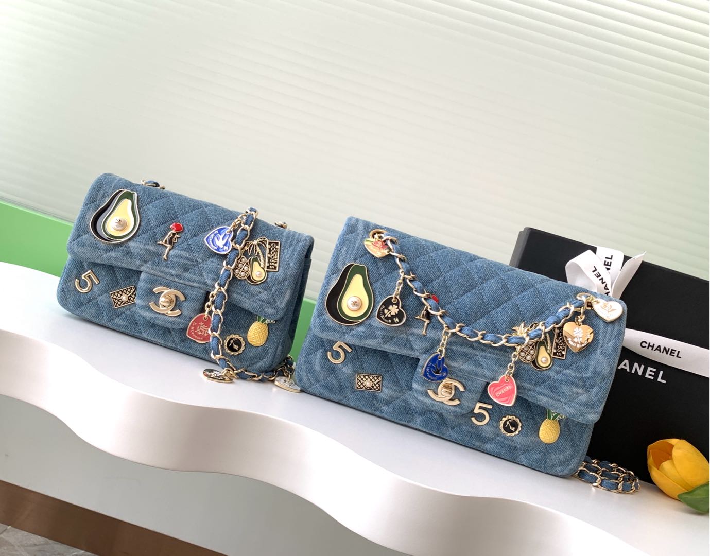 [TOP] CHANEL Denim Flap Bag with Badge 20cm/25cm - Denim Blue