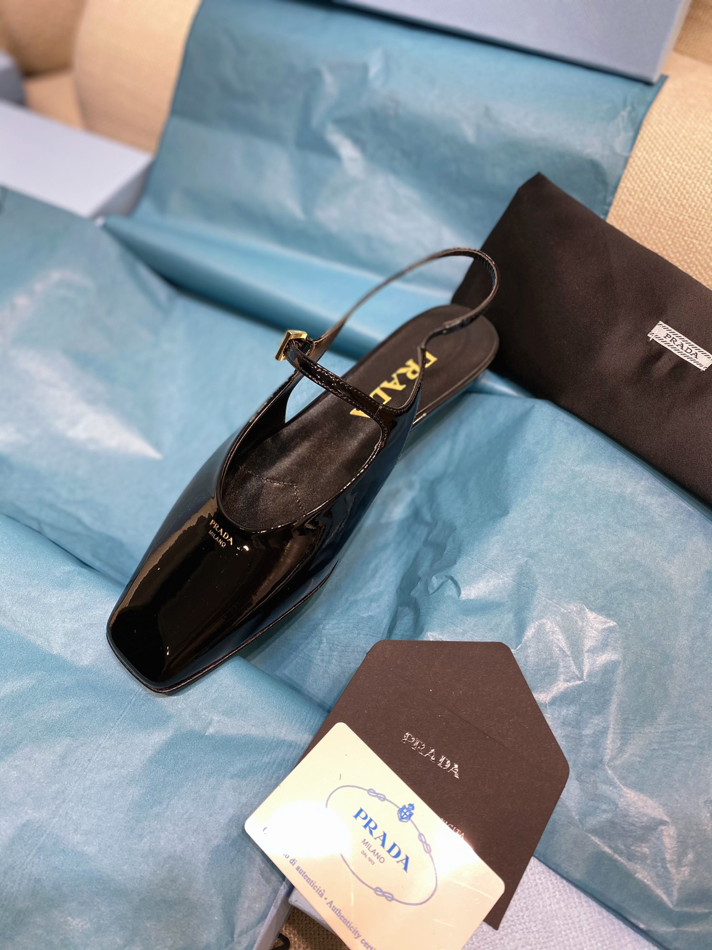 [TOP] PRADA Flat Heel Sandals Patent Calf Leather - 4 Colour