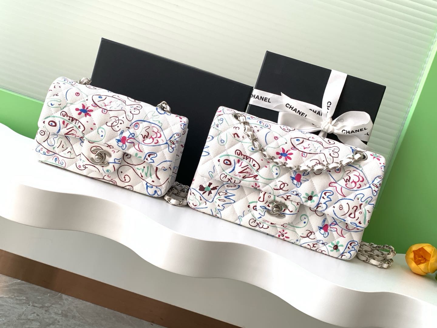 [TOP] CHANEL Printed Flap Bag Canvas 20cm/25cm - White&SHW