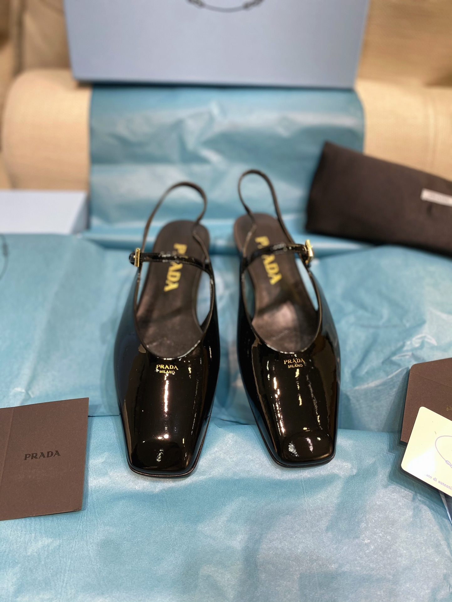 [TOP] PRADA Flat Heel Sandals Patent Calf Leather - 4 Colour