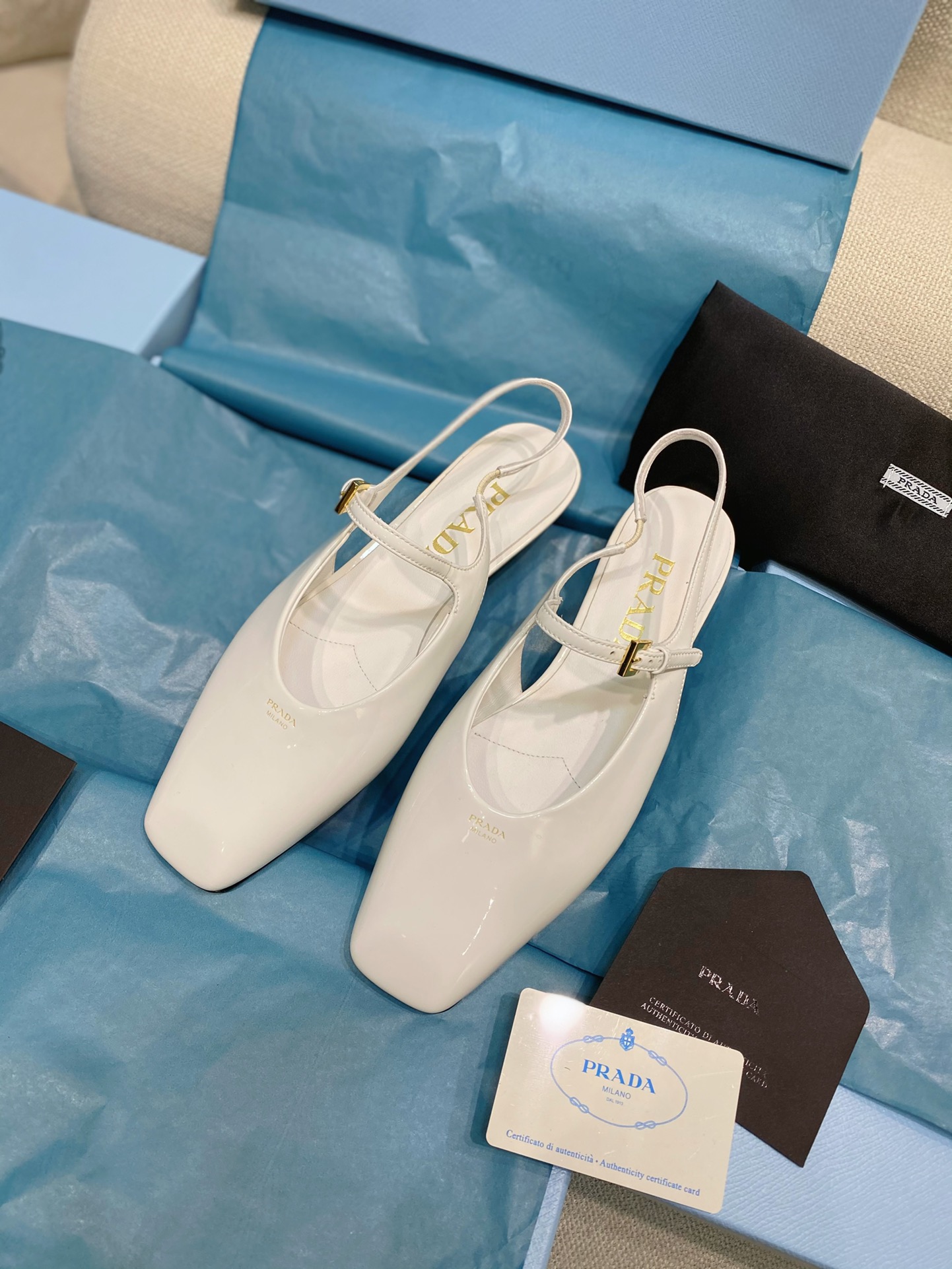 [TOP] PRADA Flat Heel Sandals Patent Calf Leather - 4 Colour