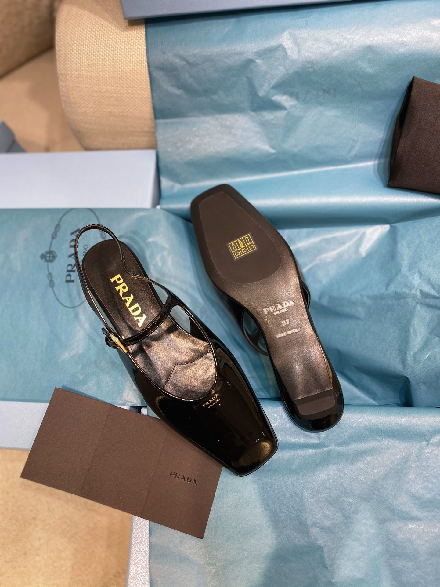 [TOP] PRADA Flat Heel Sandals Patent Calf Leather - 4 Colour