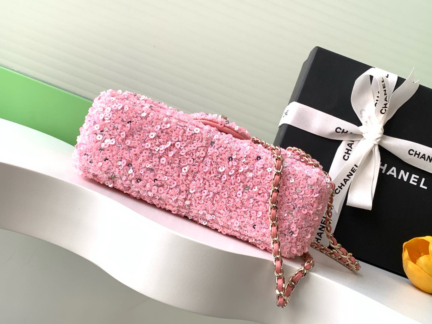 [TOP] CHANEL Sequin Flap Bag 20cm - Pink/Beige