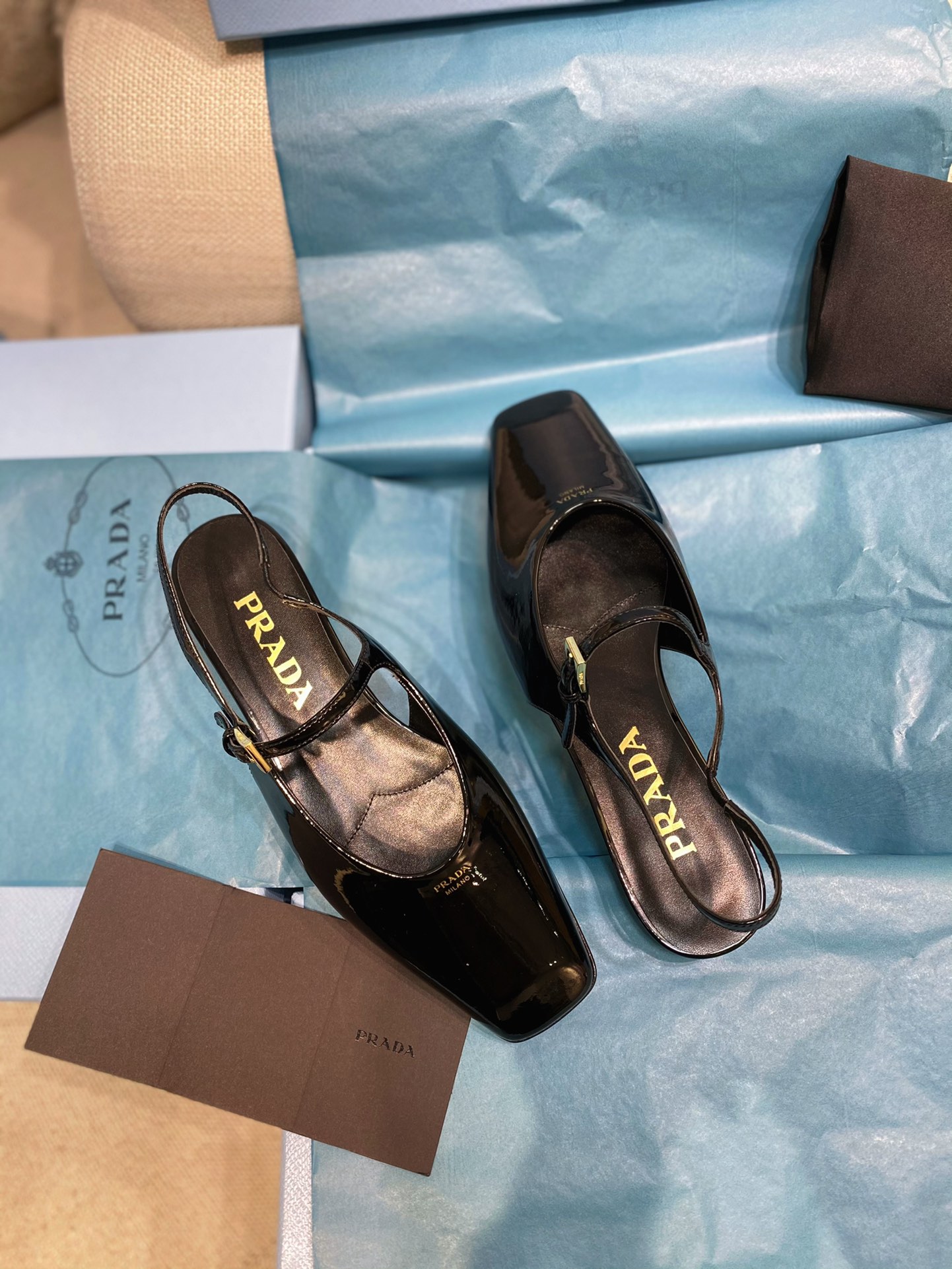 [TOP] PRADA Flat Heel Sandals Patent Calf Leather - 4 Colour