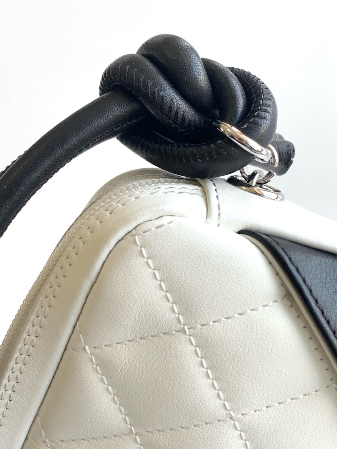 [TOP] CHANEL Cambon Hobo Bag Leather 12x20x3cm/16x26x5cm - White/Black