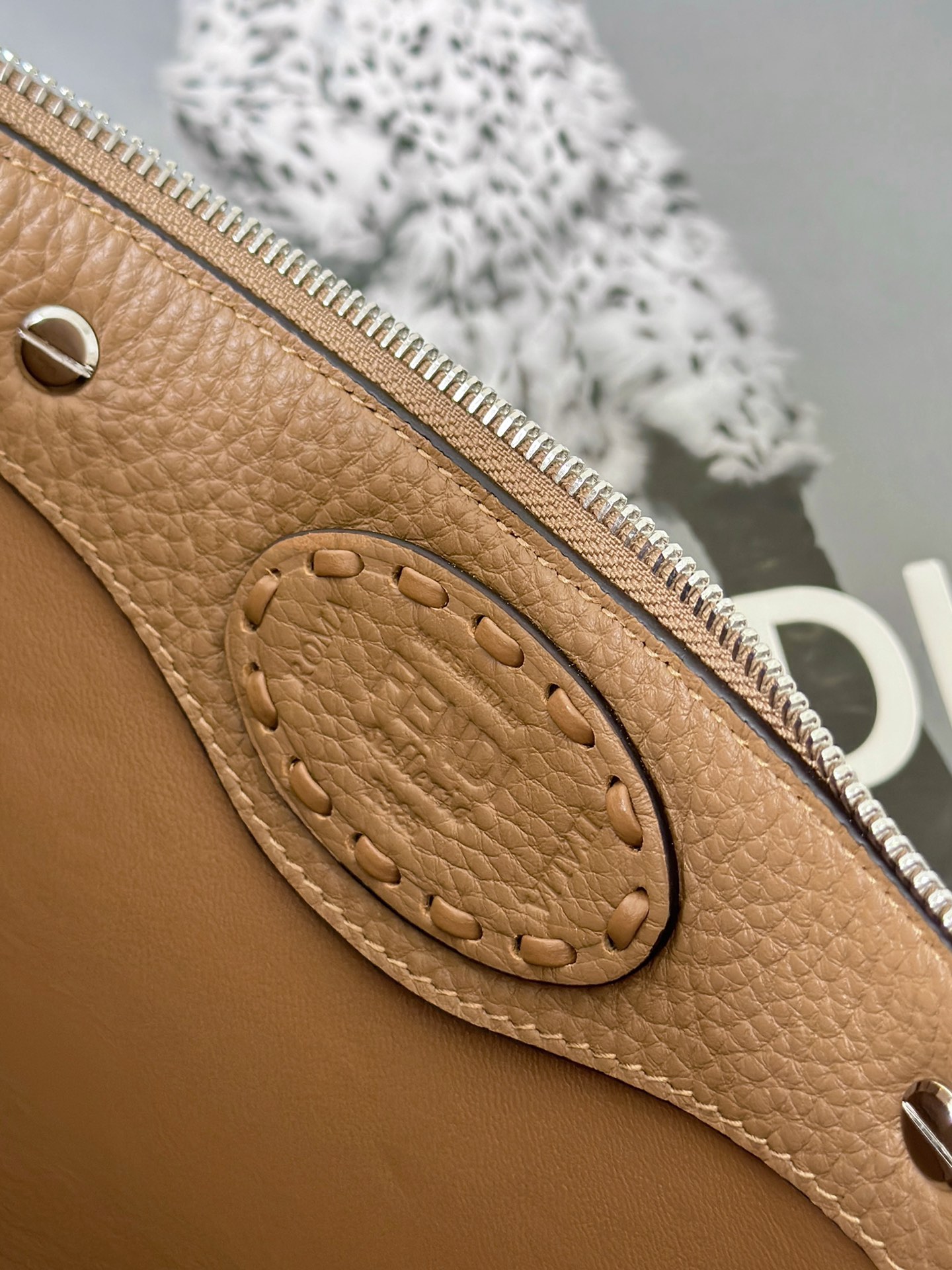 [TOP] FENDI By The Way Selleria Bag 29/13/17cm-Brown