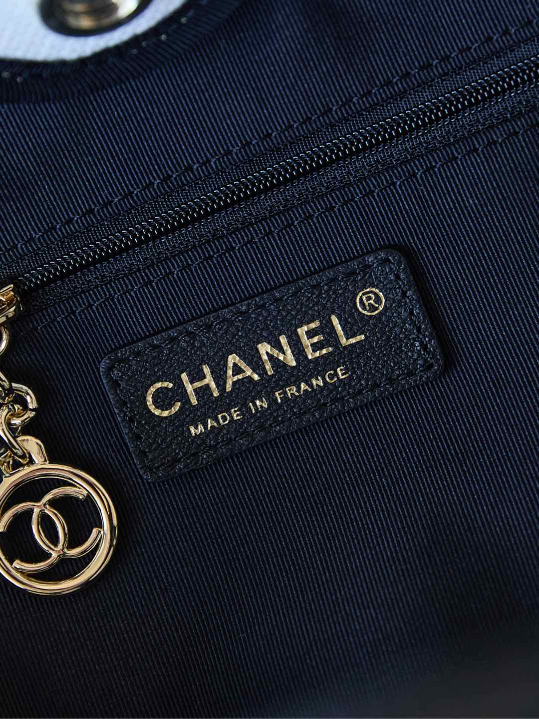 [TOP] CHANEL Deauville Bag 33cm - White with Black Handle