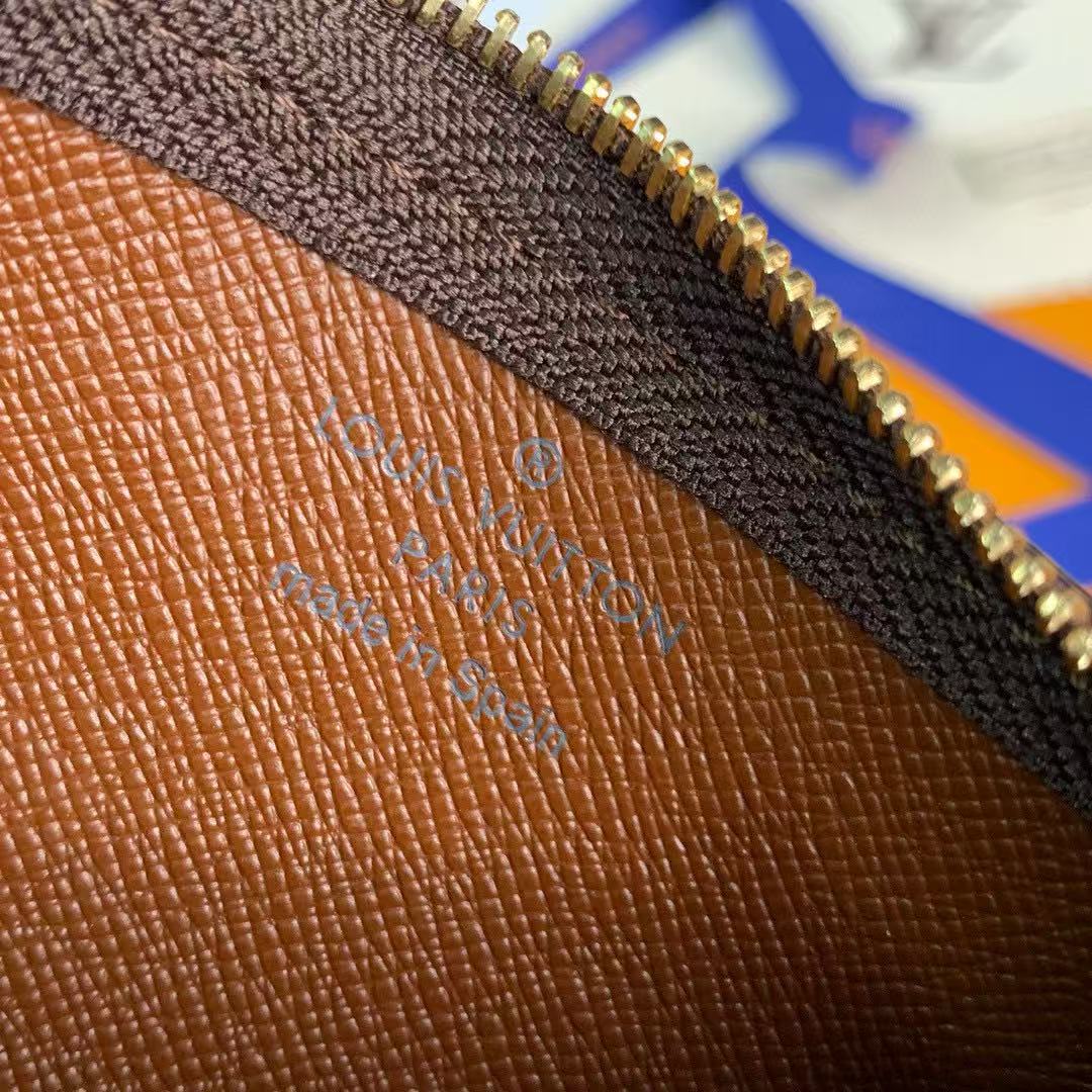 [TOP] Louis Vuitton LV LV Key Pouch Monogram