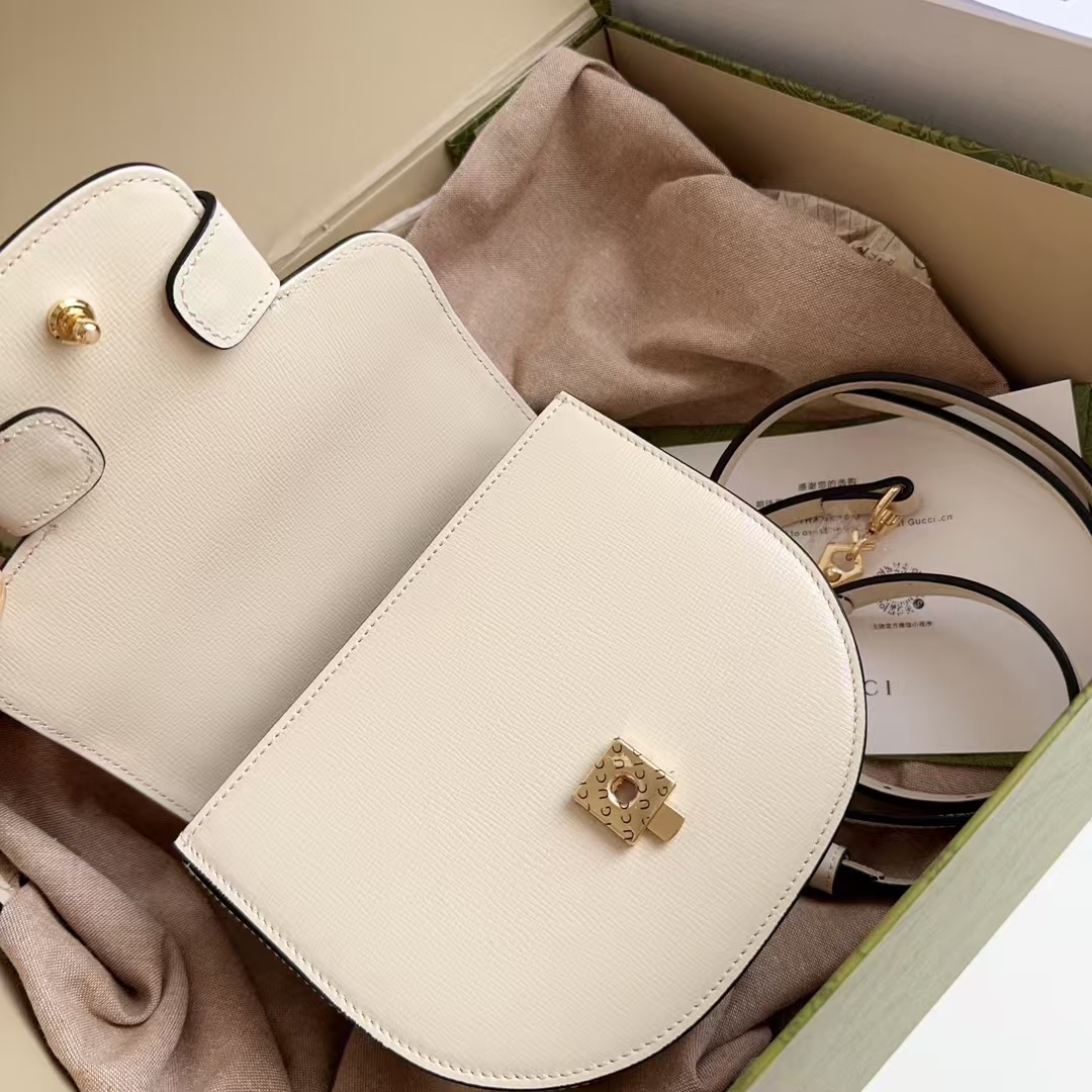 [TOP] GUCCI Horsebit 1955 Top Handle Bag 18 x 15 x 6.5cm - White