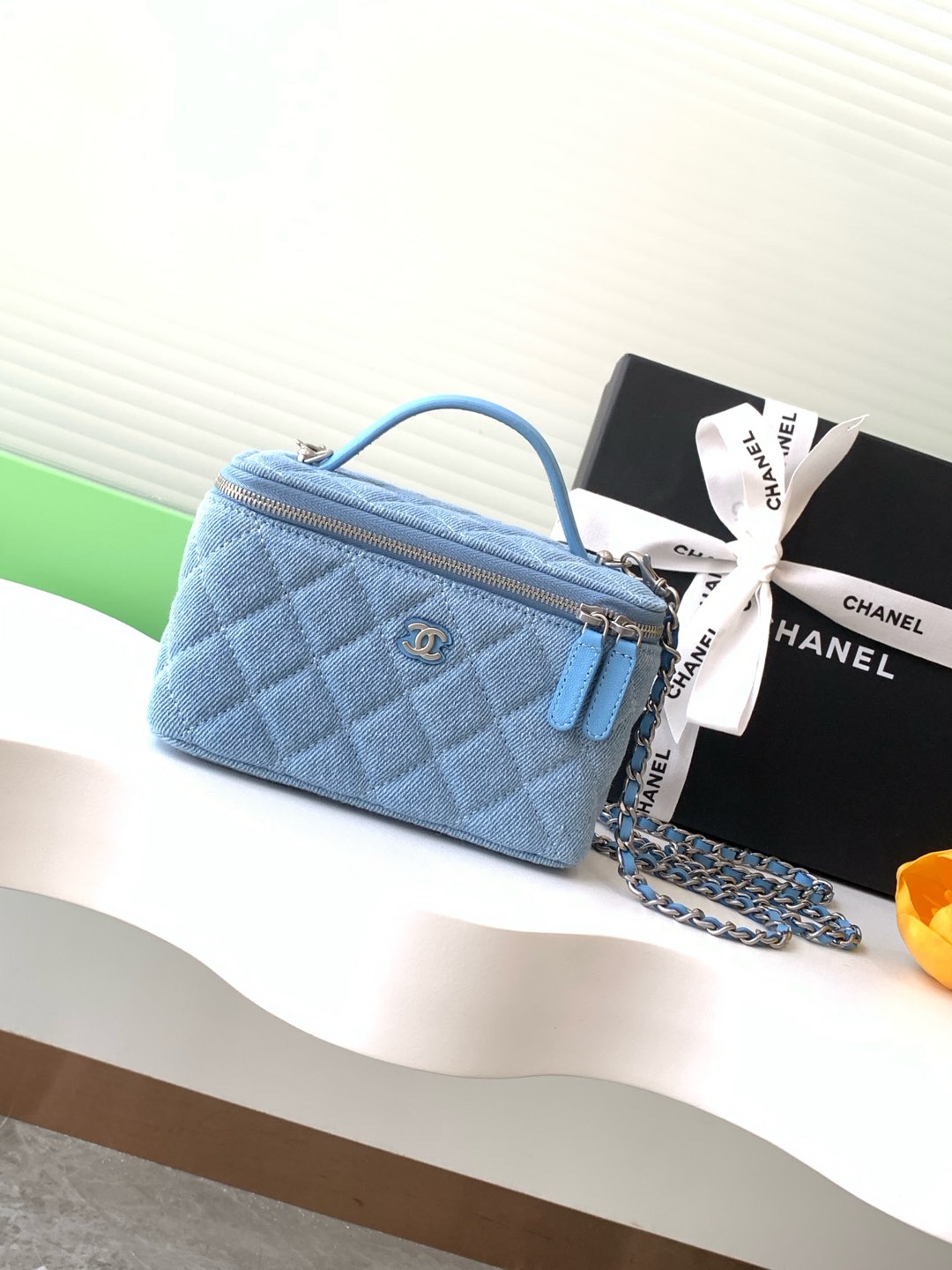 [TOP] CHANEL Vanity Case Denim 17×9.5×8cm - Blue