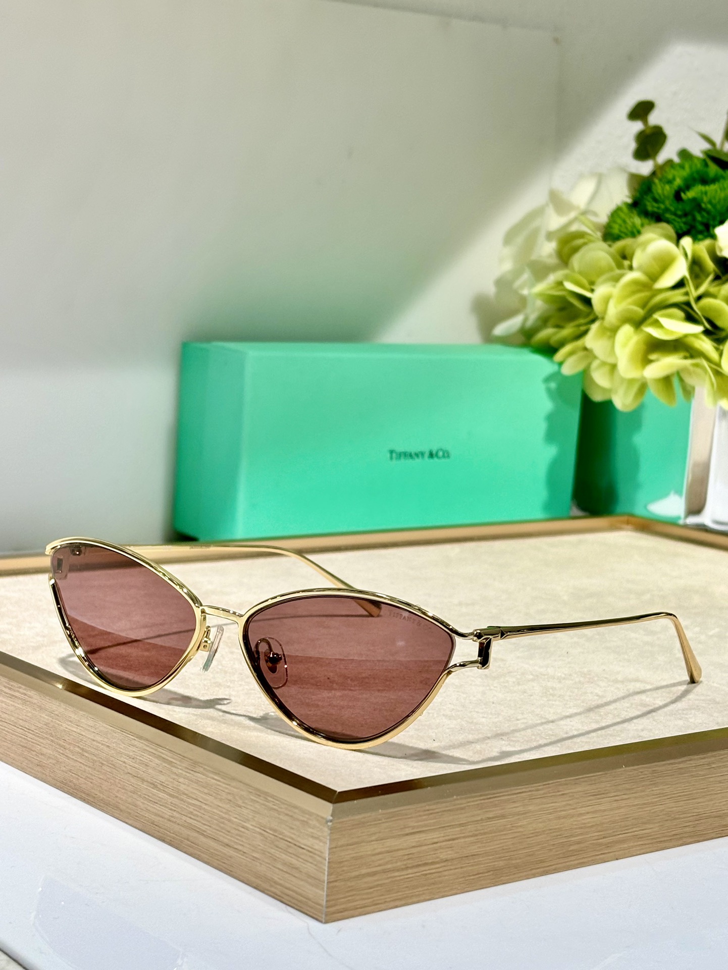 [TOP] Tiffany & Co Sunglasses - 6 Color