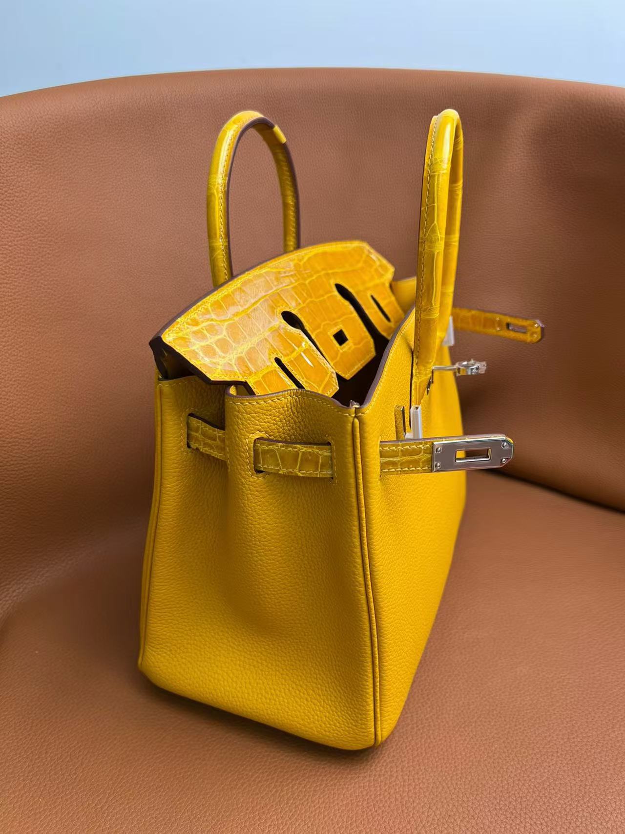 [TOP] HERMES Touch Birkin Leather 25/30 cm - Yellow & SHW