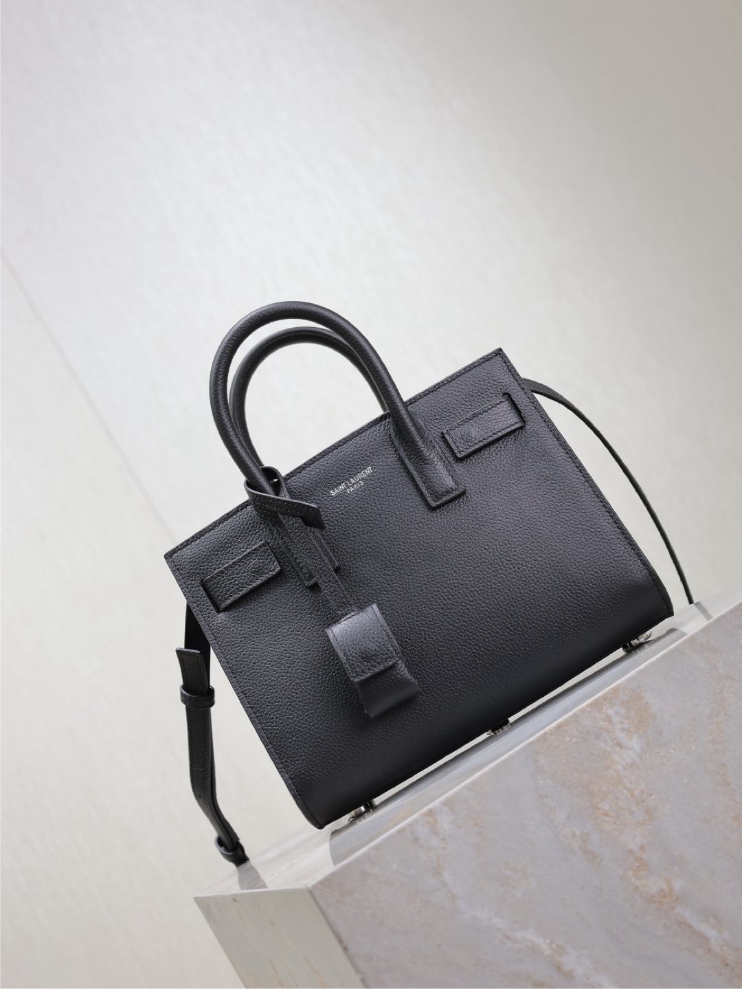 [TOP] Yves Saint Laurent YSL Sac De Jour Leather Bag 22x18x10.5cm- Black & SHW