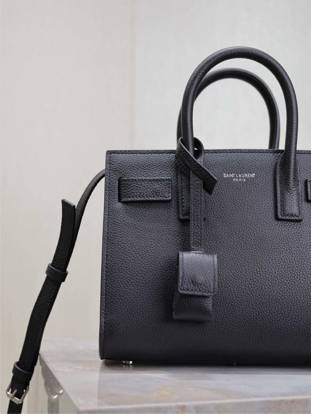 [TOP] Yves Saint Laurent YSL Sac De Jour Leather Bag 22x18x10.5cm- Black & SHW