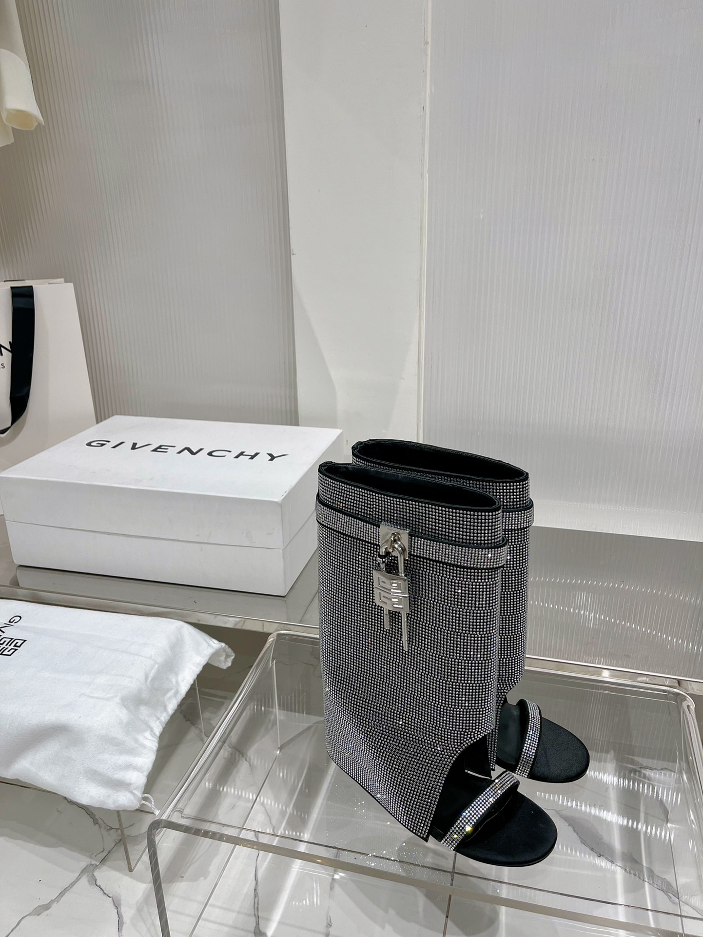 [TOP] GIVENCHY Ankle Boots Cowhide - Silver&Black