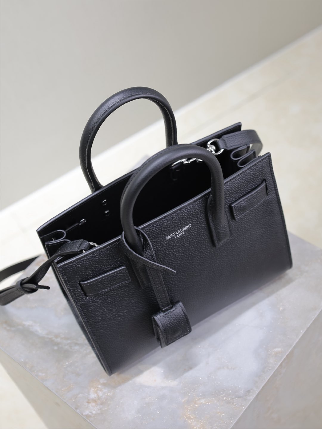 [TOP] Yves Saint Laurent YSL Sac De Jour Leather Bag 22x18x10.5cm- Black & SHW