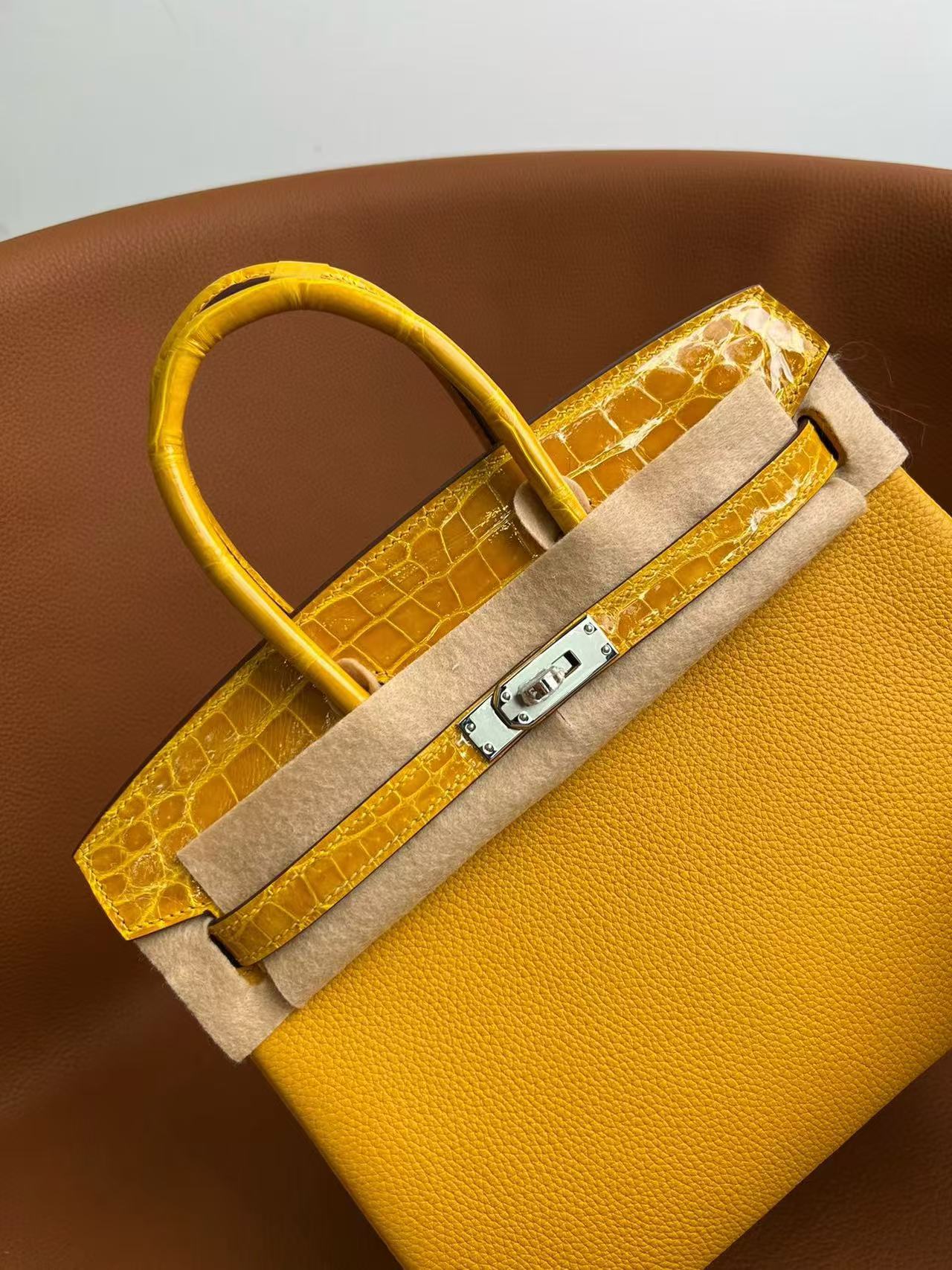 [TOP] HERMES Touch Birkin Leather 25/30 cm - Yellow & SHW
