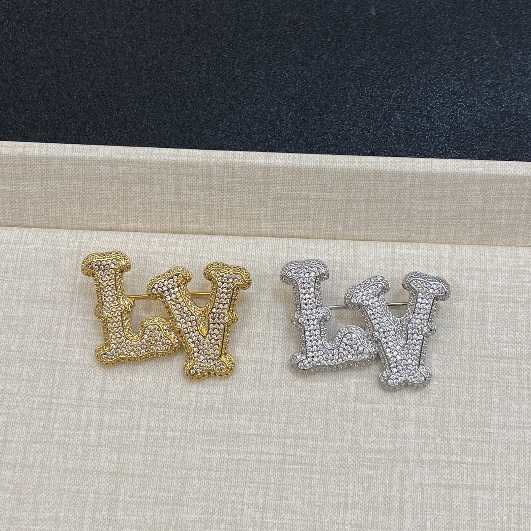 [TOP] Louis Vuitton LV Brooch - 2 Color