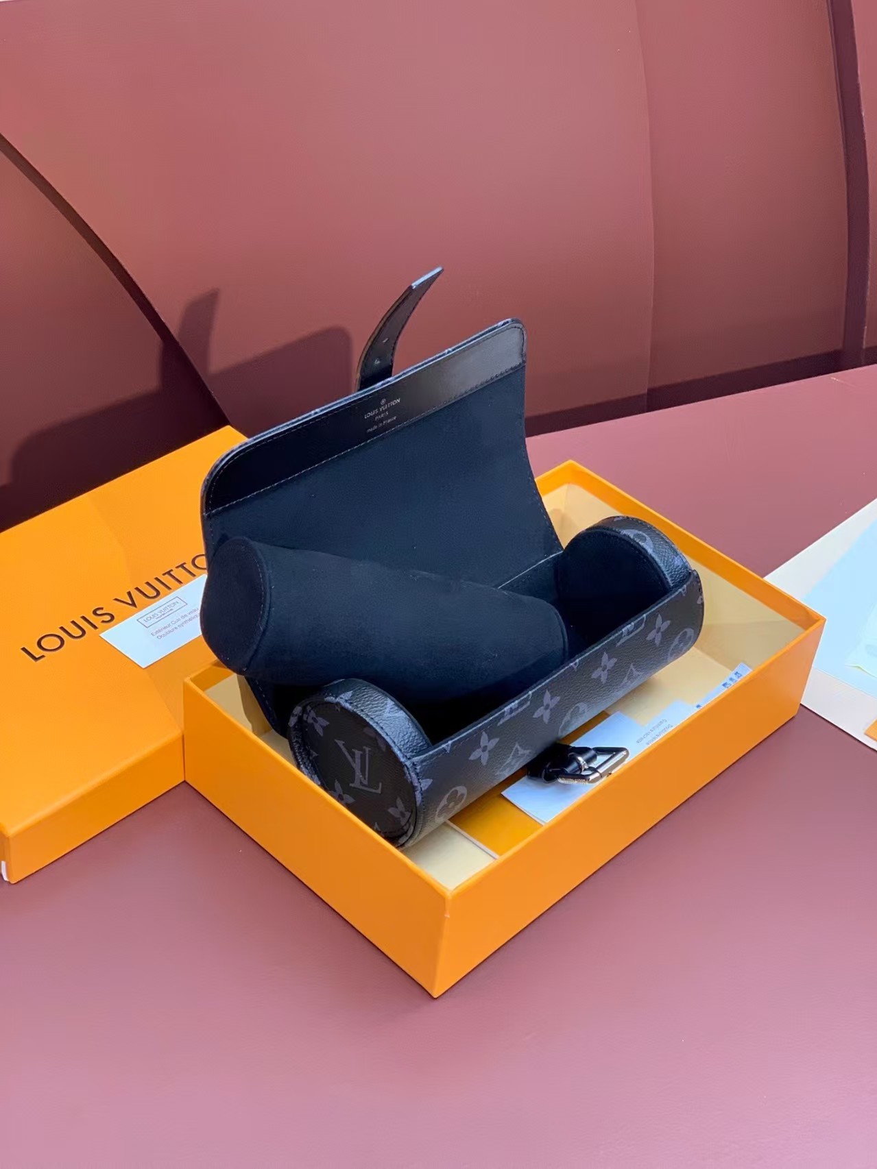 [TOP] Louis Vuitton LV Men's Watch Case 20×8×8cm - Black