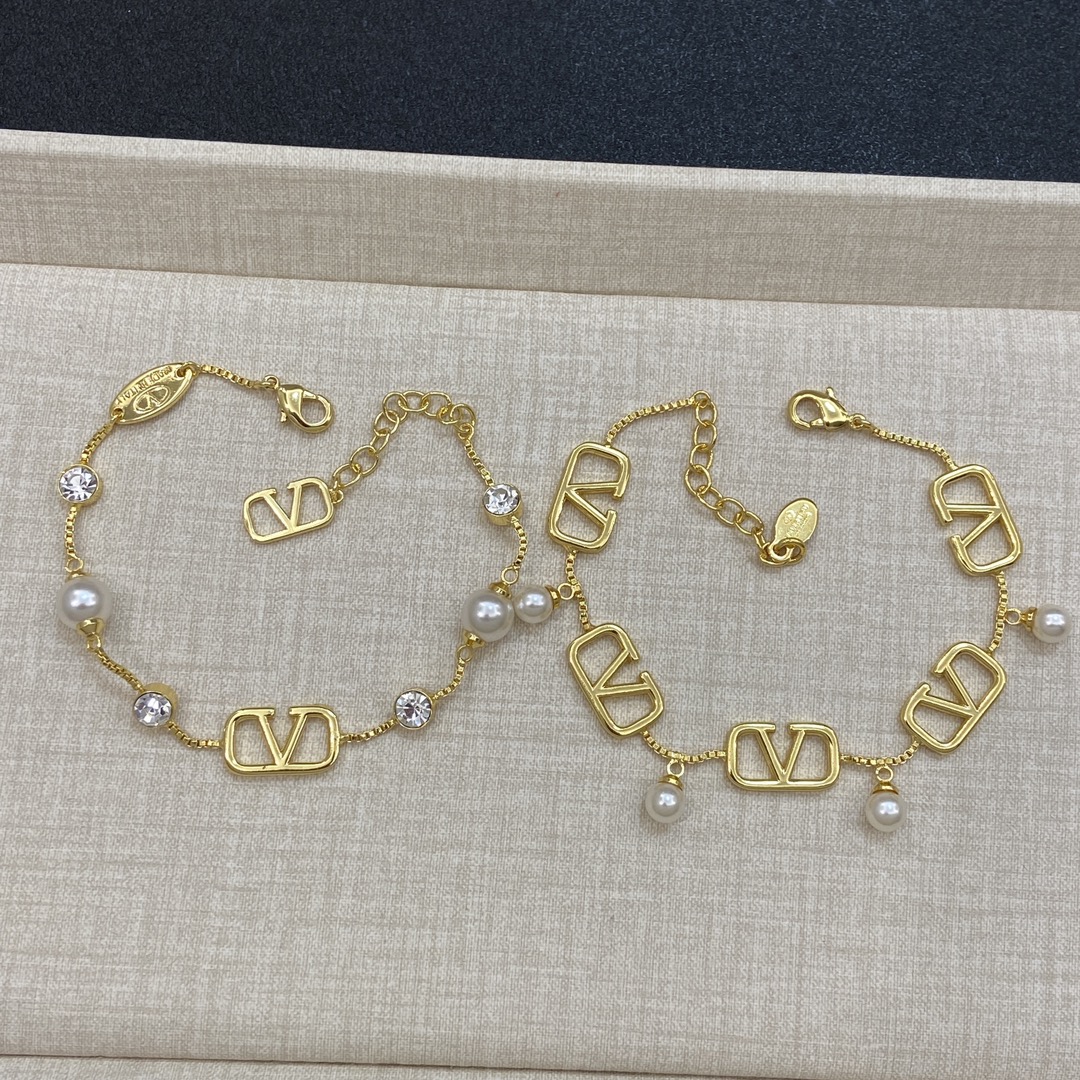 [TOP] VALENTINO Bracelet - Gold