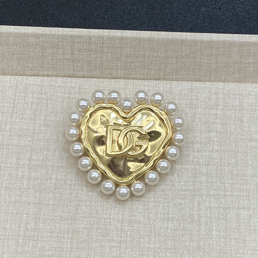 [TOP] Dolce & Gabbana D&G Brooch - 2 Colour