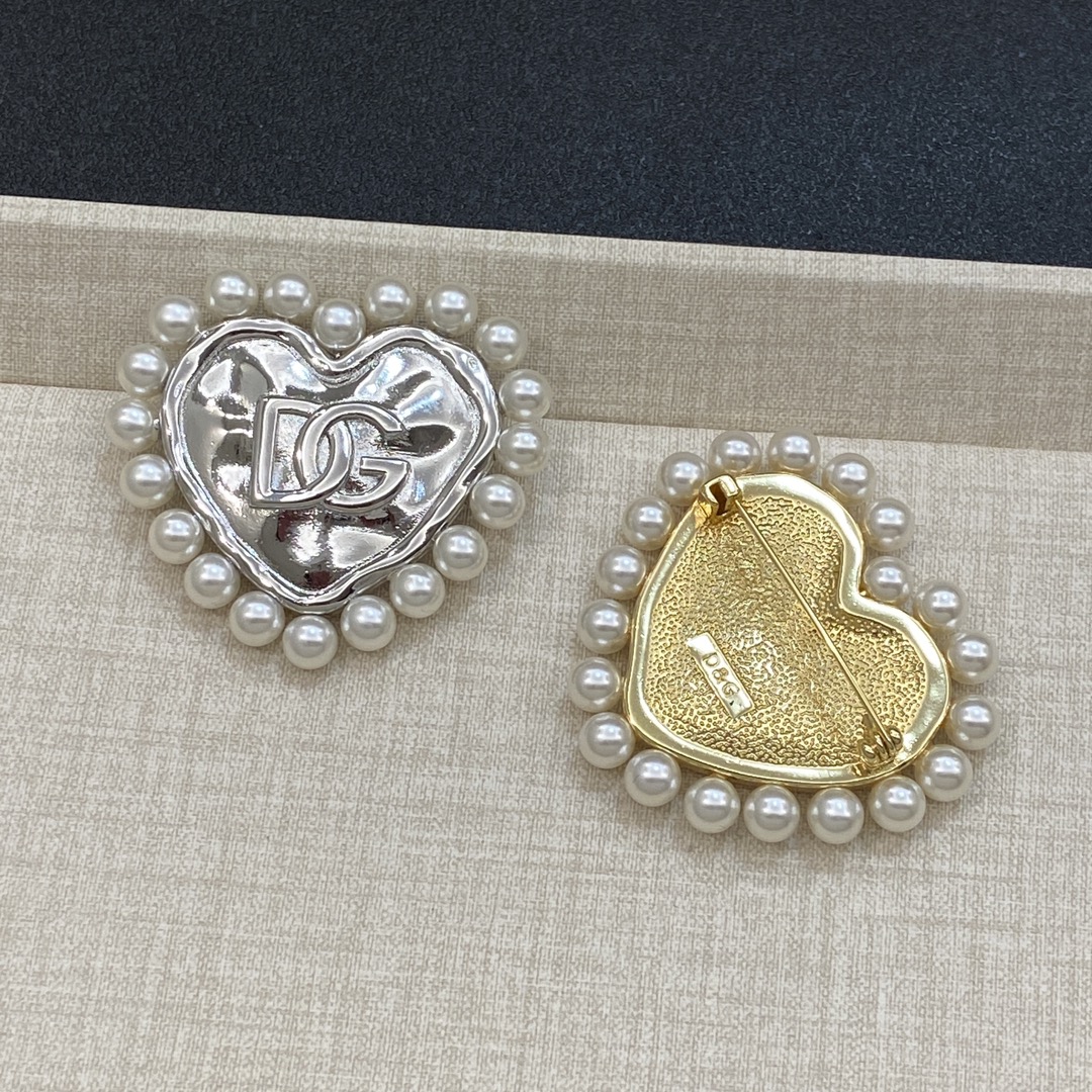 [TOP] Dolce & Gabbana D&G Brooch - 2 Colour