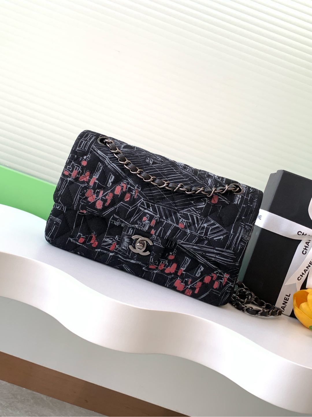 [TOP] CHANEL Canvas Printed Flap Bag 20cm/25cm - Black