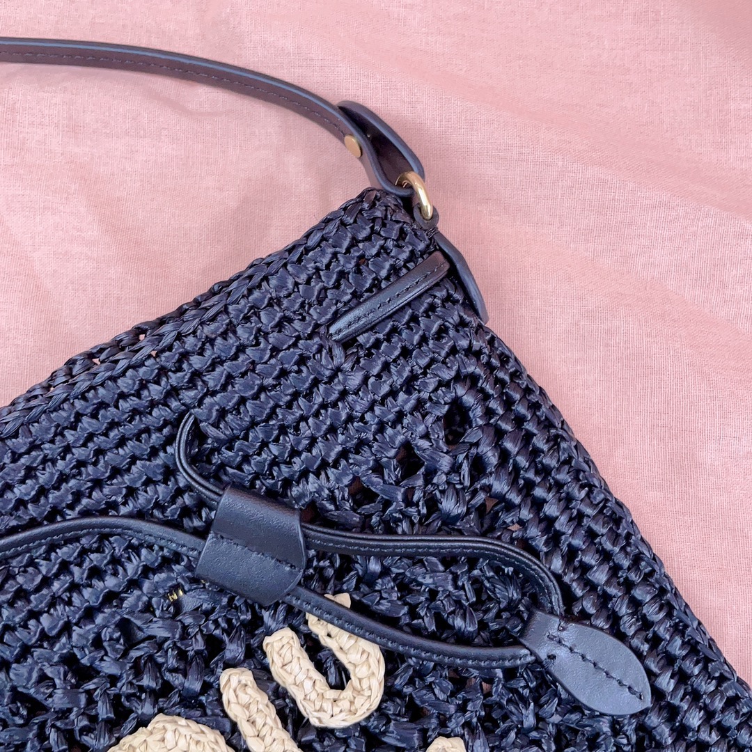 [TOP] Miu Miu Summer Tote Woven Bag 20x23cm - 3 Colour