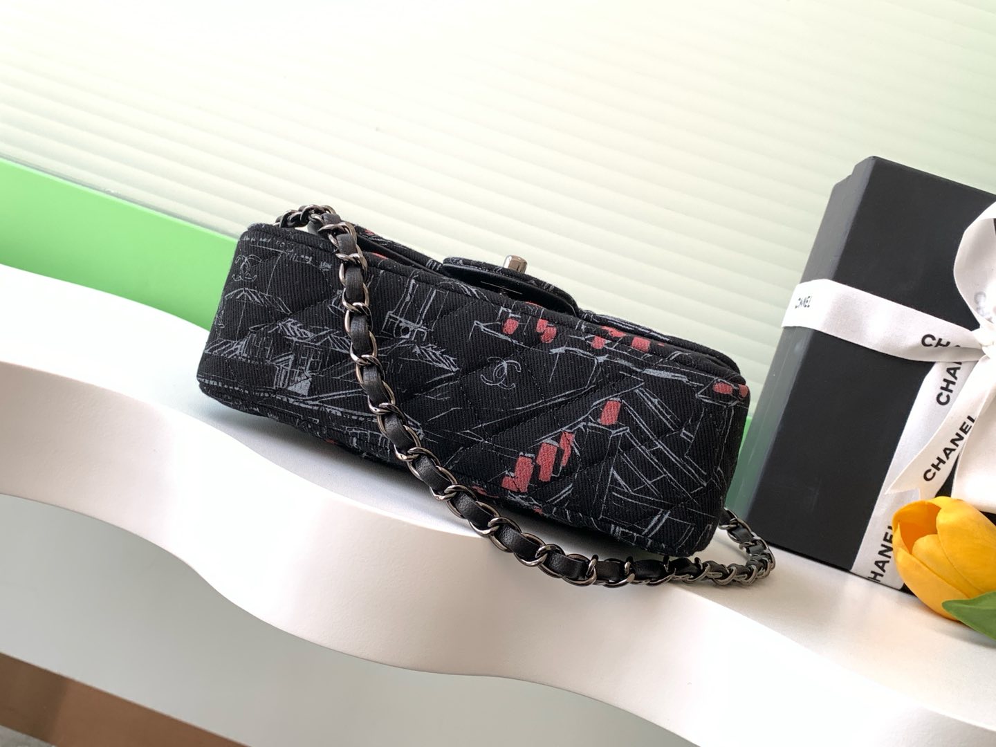 [TOP] CHANEL Canvas Printed Flap Bag 20cm/25cm - Black