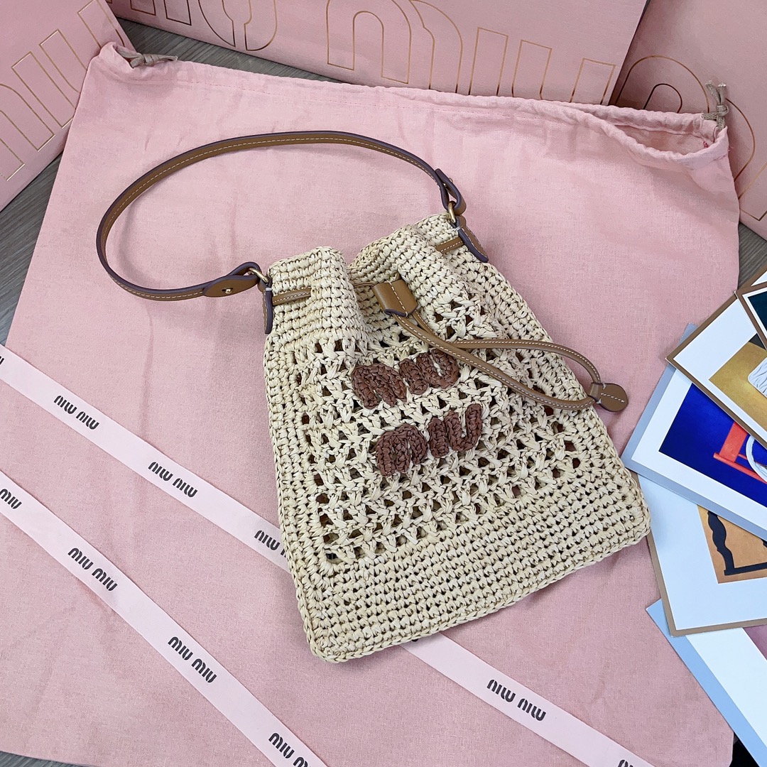 [TOP] Miu Miu Summer Tote Woven Bag 20x23cm - 3 Colour
