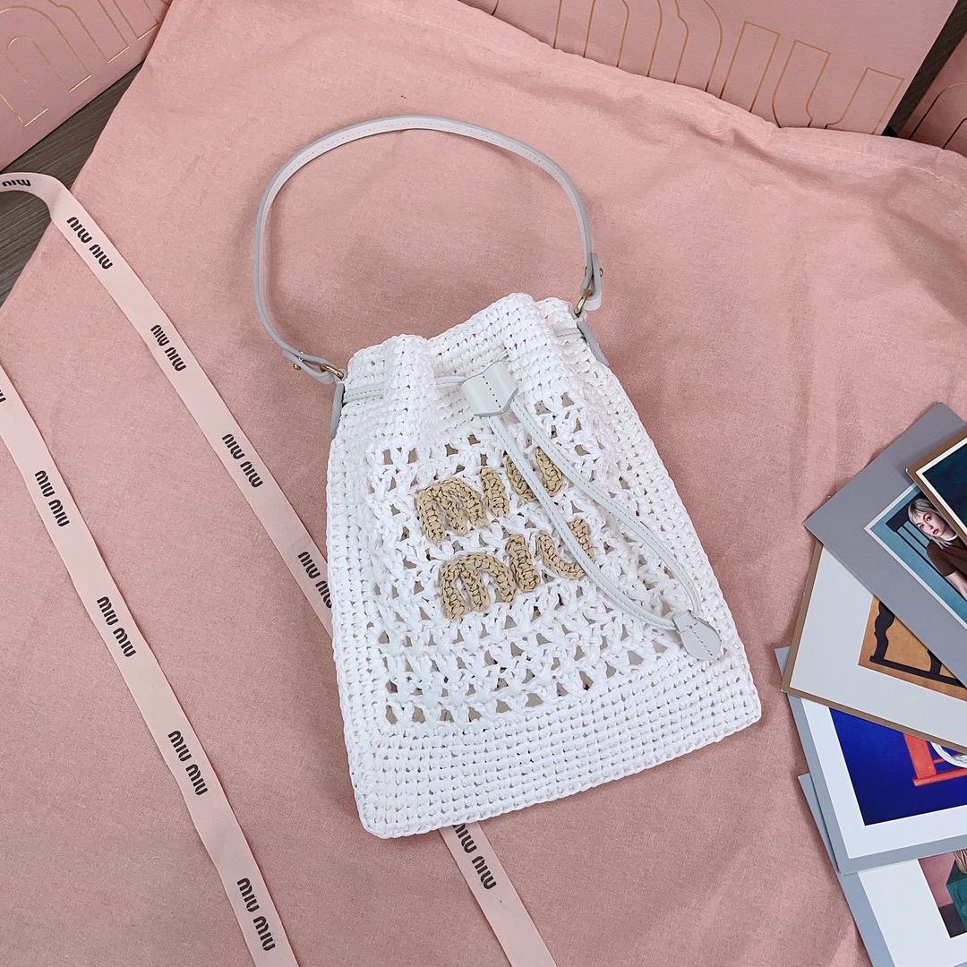 [TOP] Miu Miu Summer Tote Woven Bag 20x23cm - 3 Colour