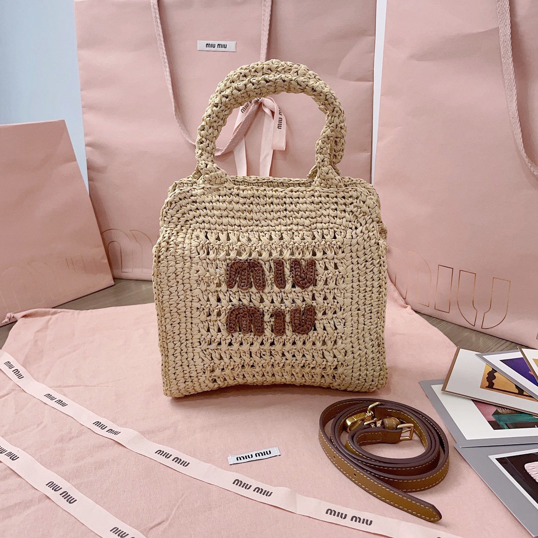 [TOP] Miu Miu Summer Tote Woven Bag 22X22.5X7.5cm - 2 Colour
