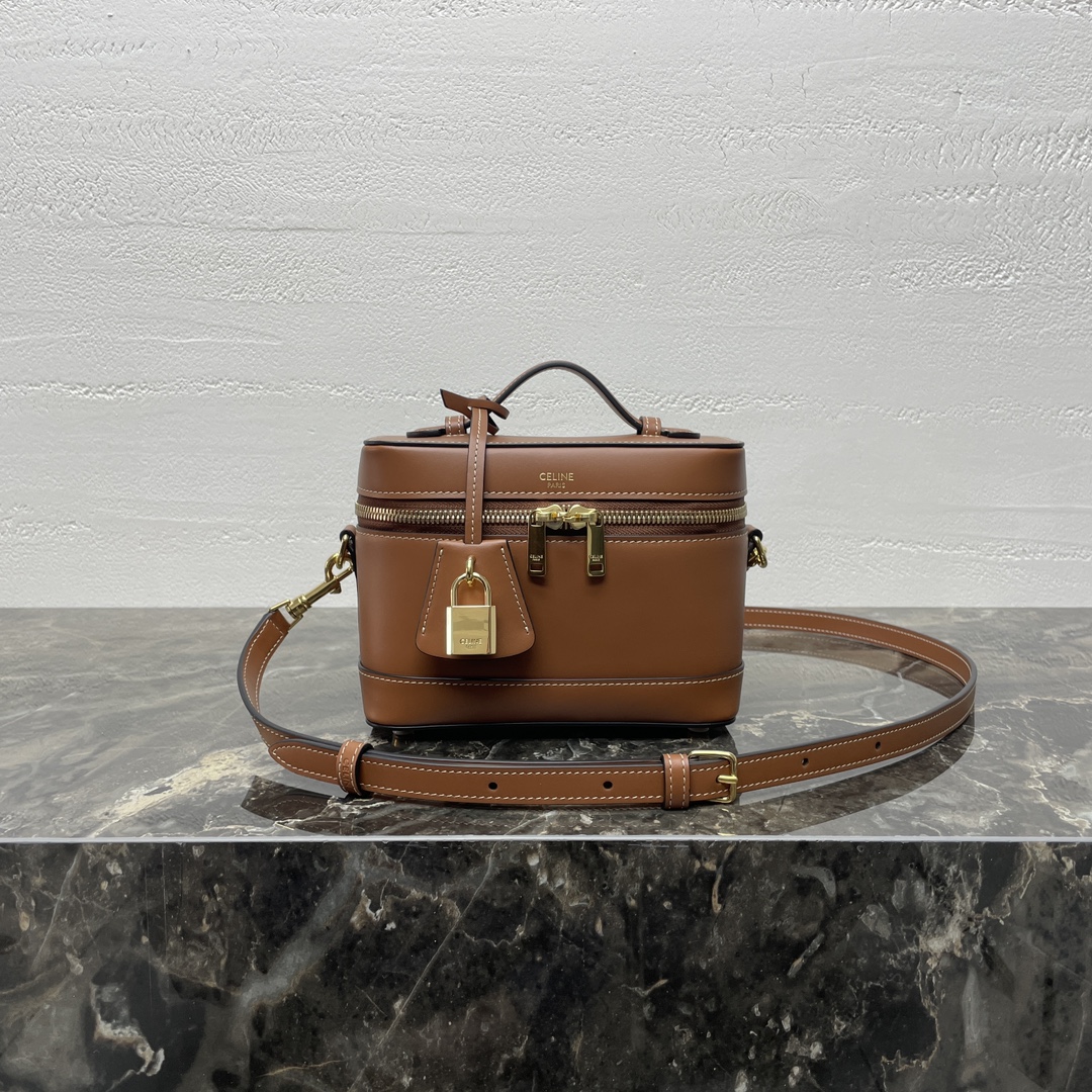 [TOP] CELINE Makeup Case 18*12*18cm- GHW - 3 Color