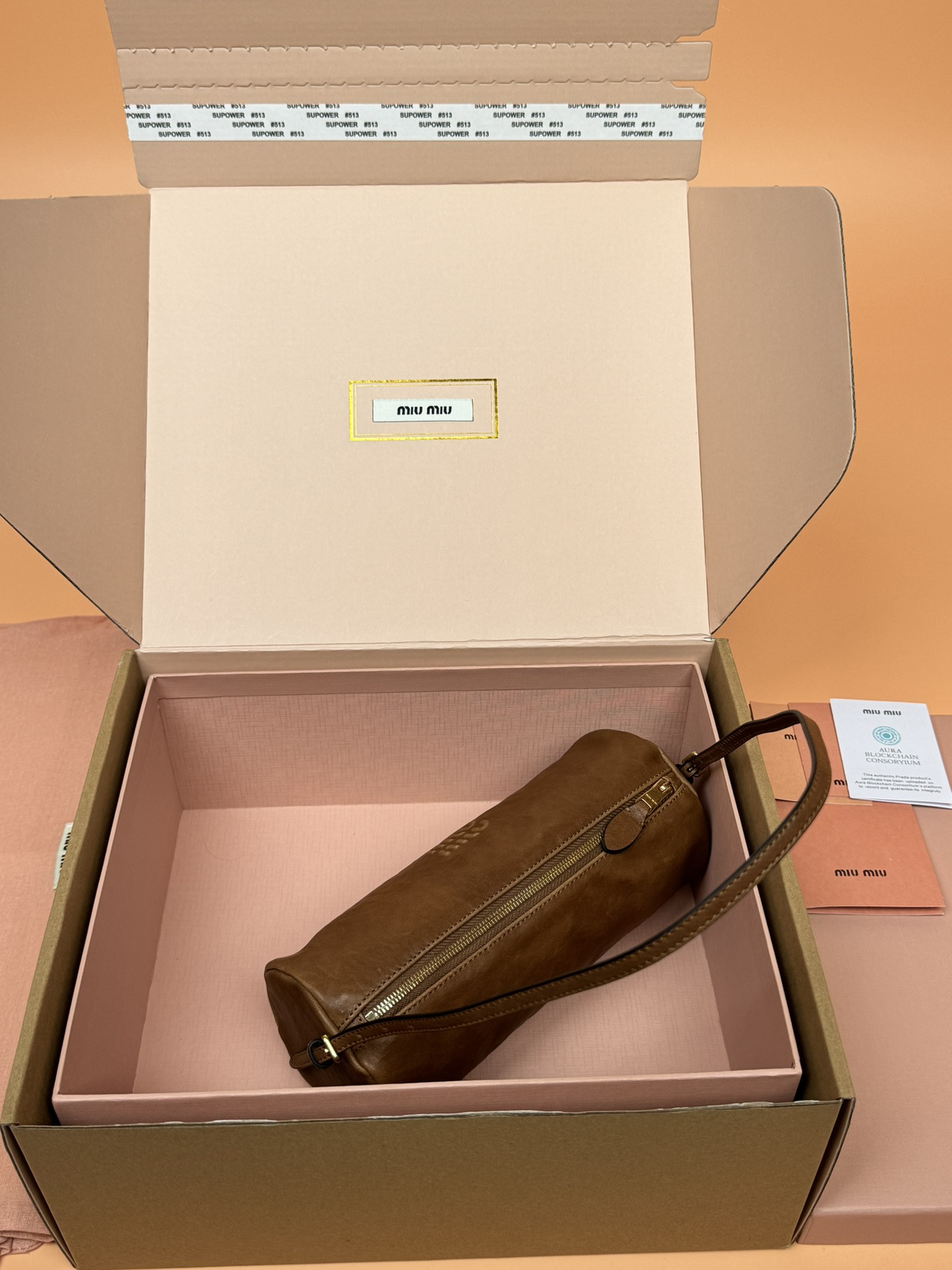 [TOP] Miu Miu Adventure Nappa Handbag Lambskin 22x9x9cm - Briar Wood/Black/Brown