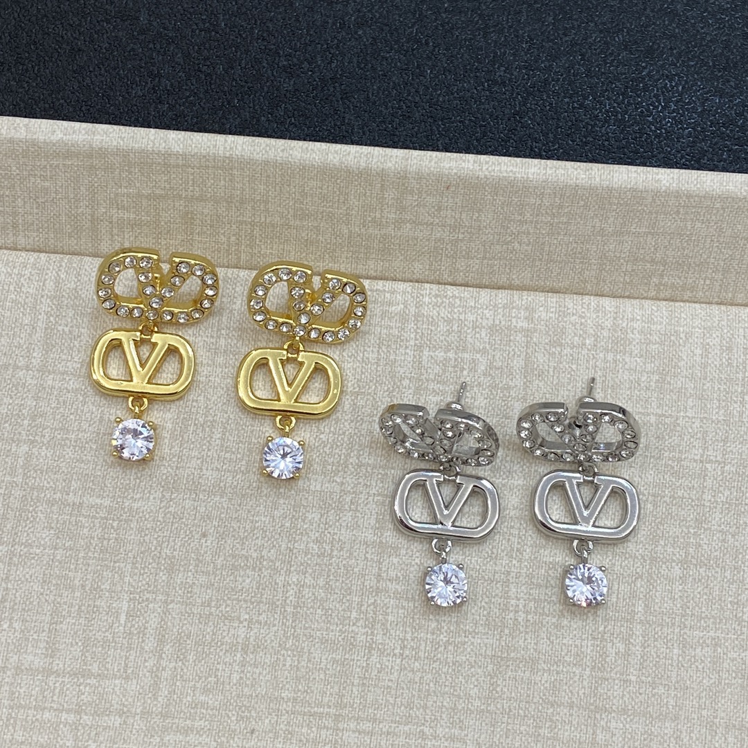 [TOP] VALENTINO Earrings - 2 Color