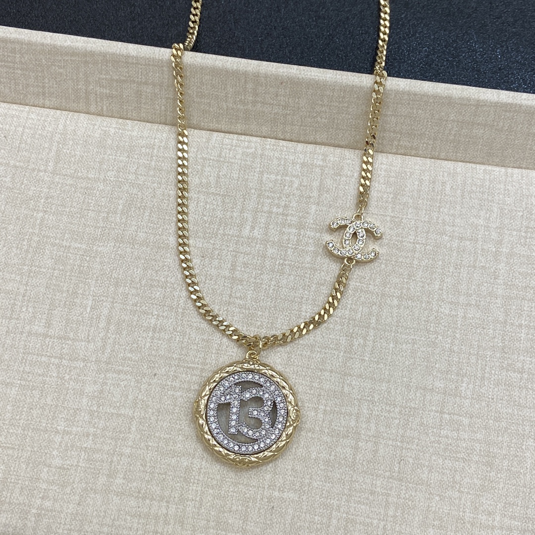 [TOP] CHANEL CC Necklace - Gold