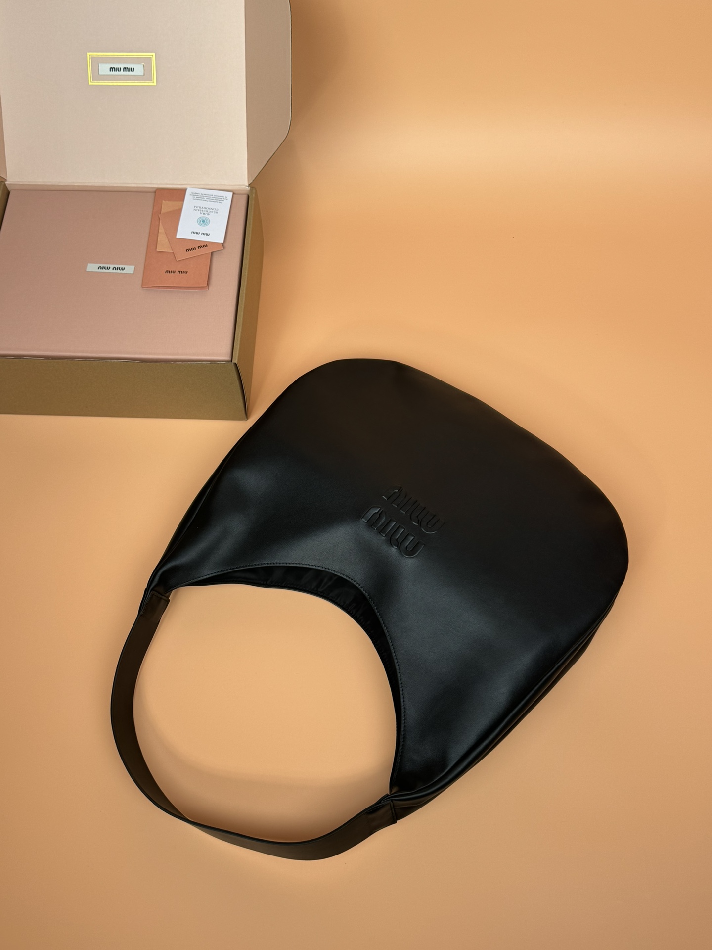 [TOP] Miu Miu Hobo Bag Calfskin 42×42×10cm - Black