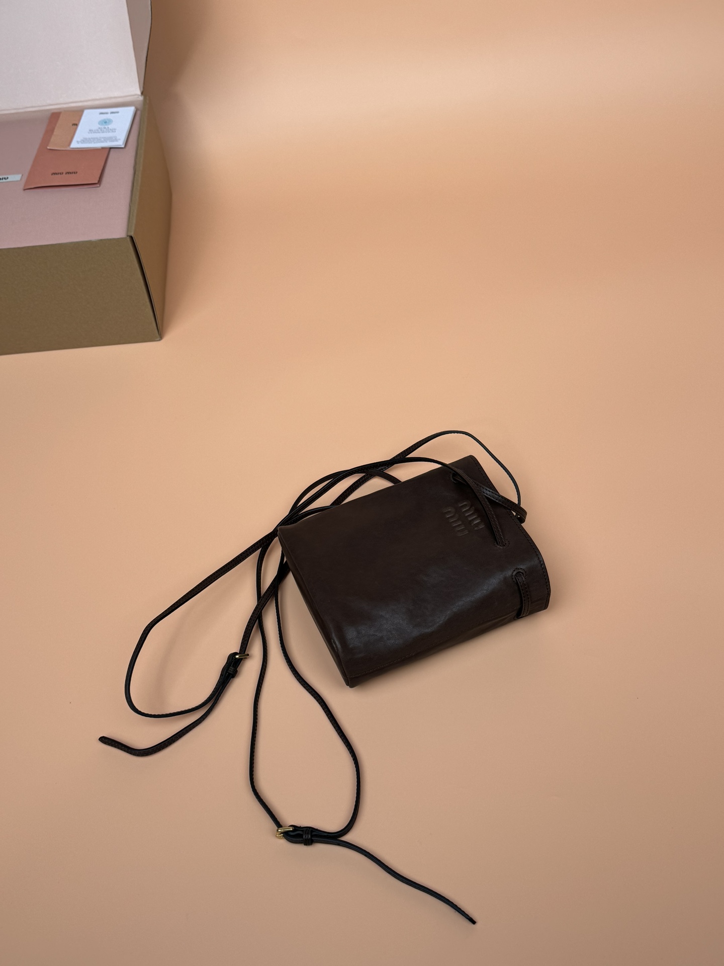 [TOP] Miu Miu Nappa Handbag Lambskin 14×17×6cm - Briar Wood