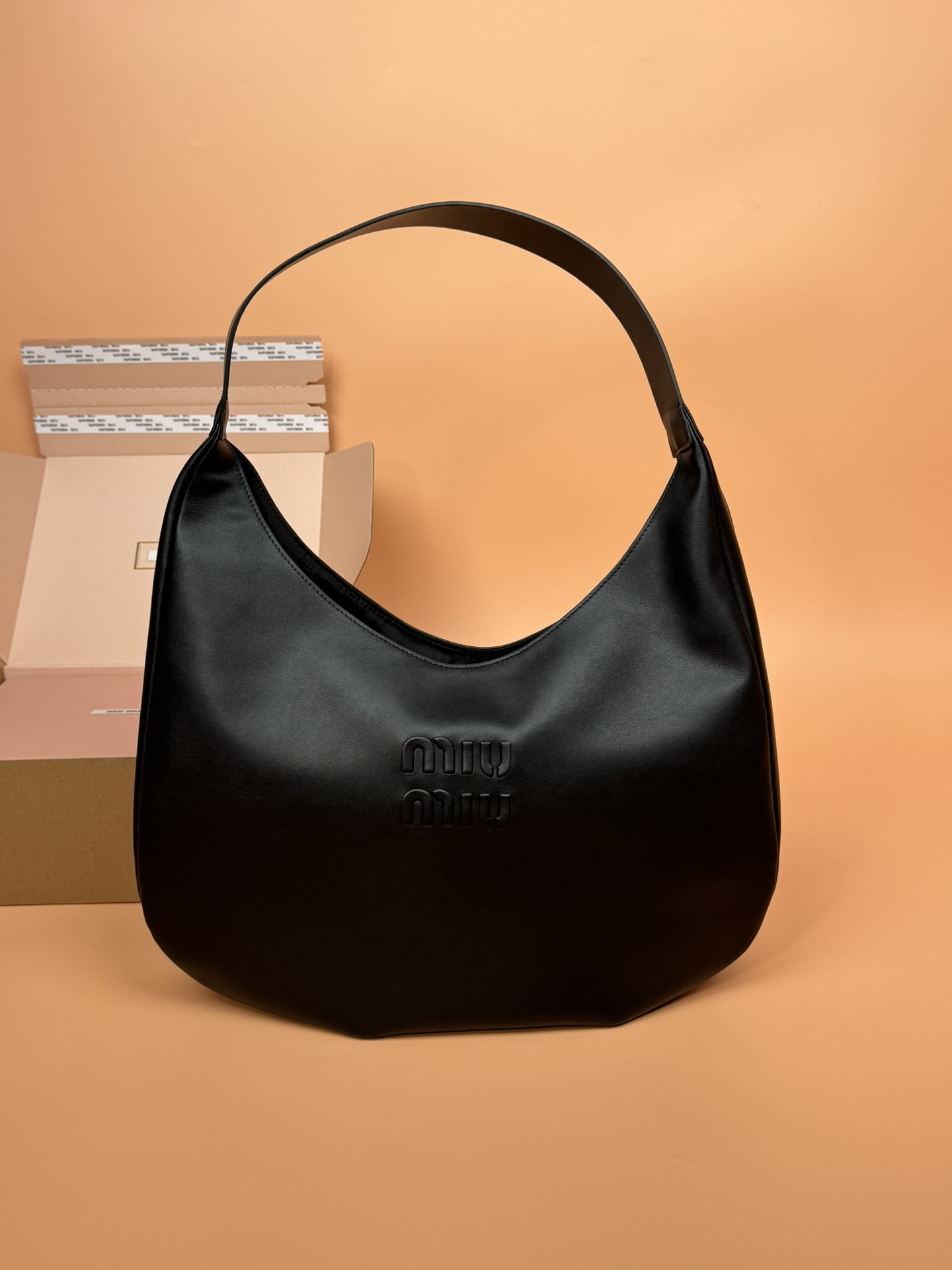[TOP] Miu Miu Hobo Bag Calfskin 42×42×10cm - Black