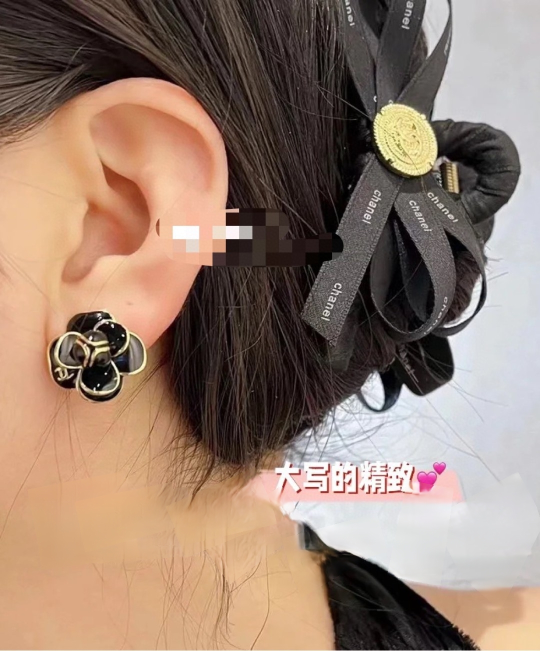 [TOP] CHANEL Three-Dimensional Camellia Earrings - Gold&Black