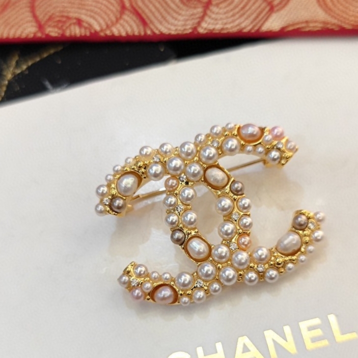 [TOP] CHANEL Brooch - Gold - 711 Luxury