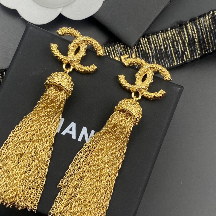 [TOP] CHANEL Earrings - Gold