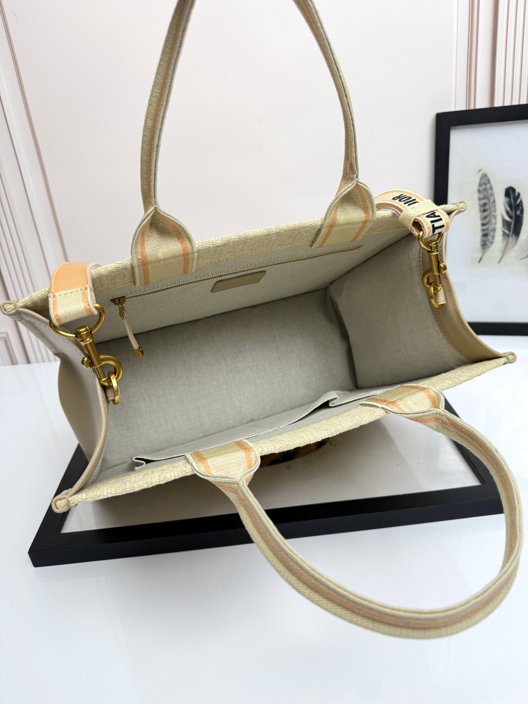 [TOP] Christian Dior Book Tote Bag Cow Leather 26.5*22*14 cm/36.5*28*17.5 cm - Apricot