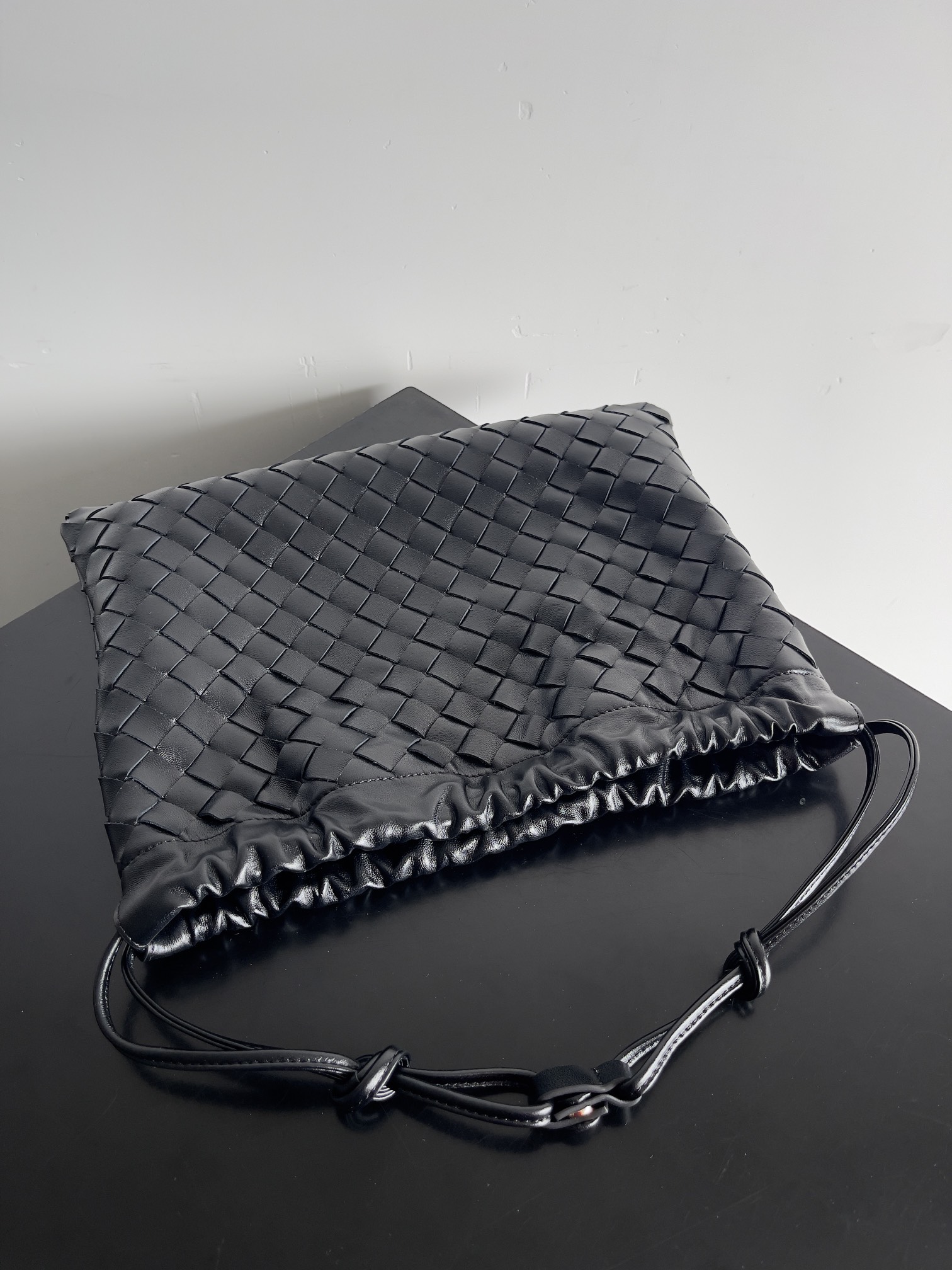 [TOP] Bottega Veneta BV Dustbag 32x23x1cm - Black