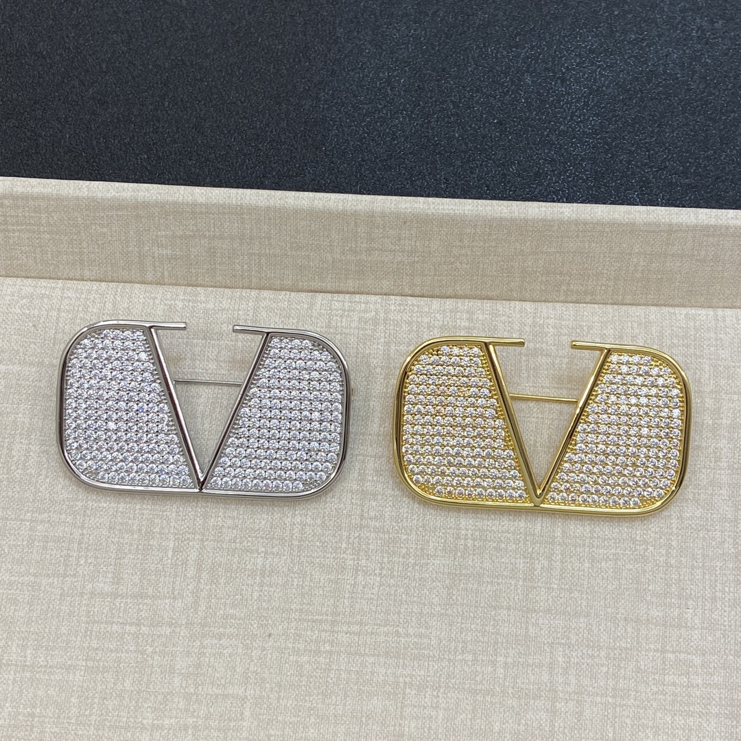 [TOP] VALENTINO Brooch- 2 Colors