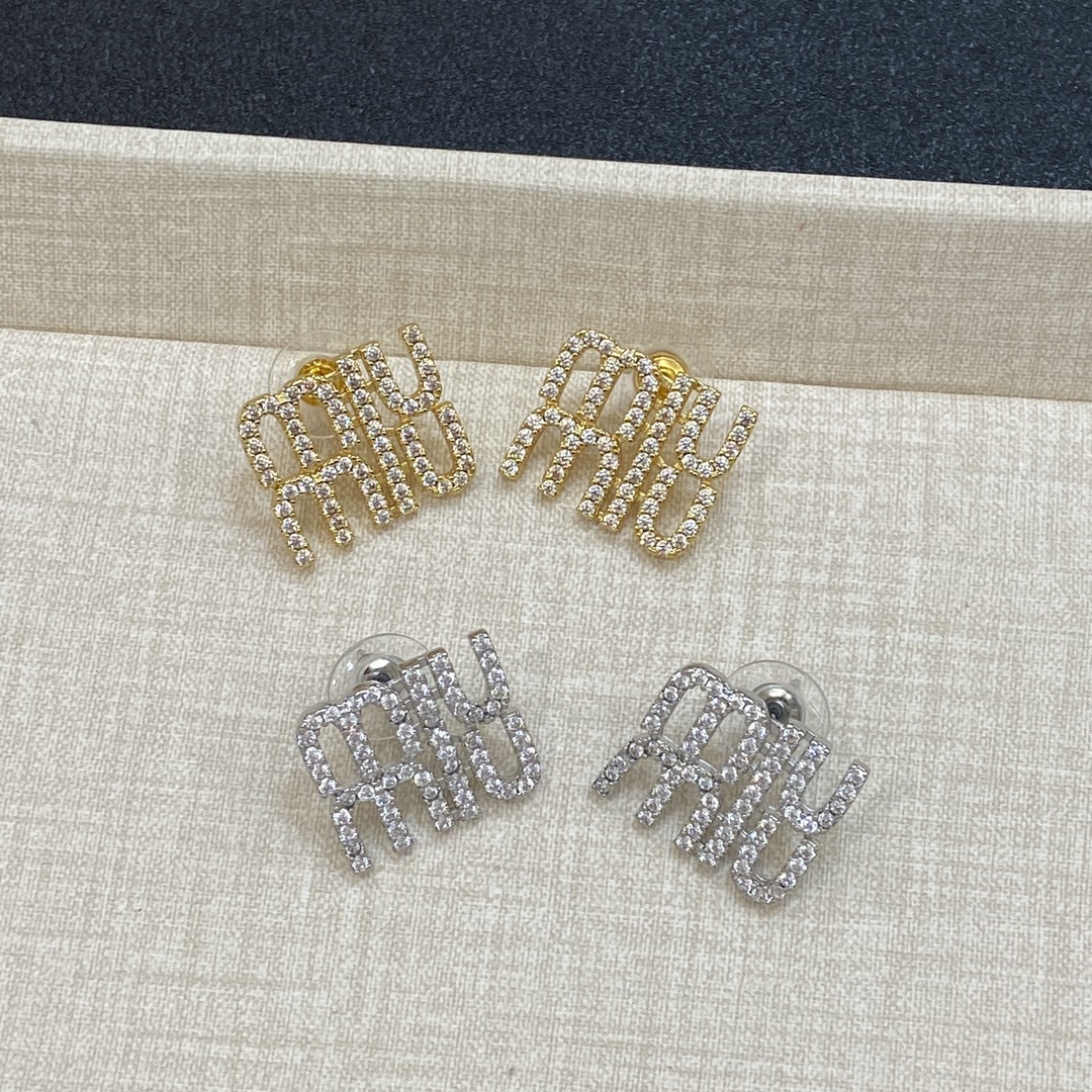 [TOP] Miu Miu Earrings - 2 Colors