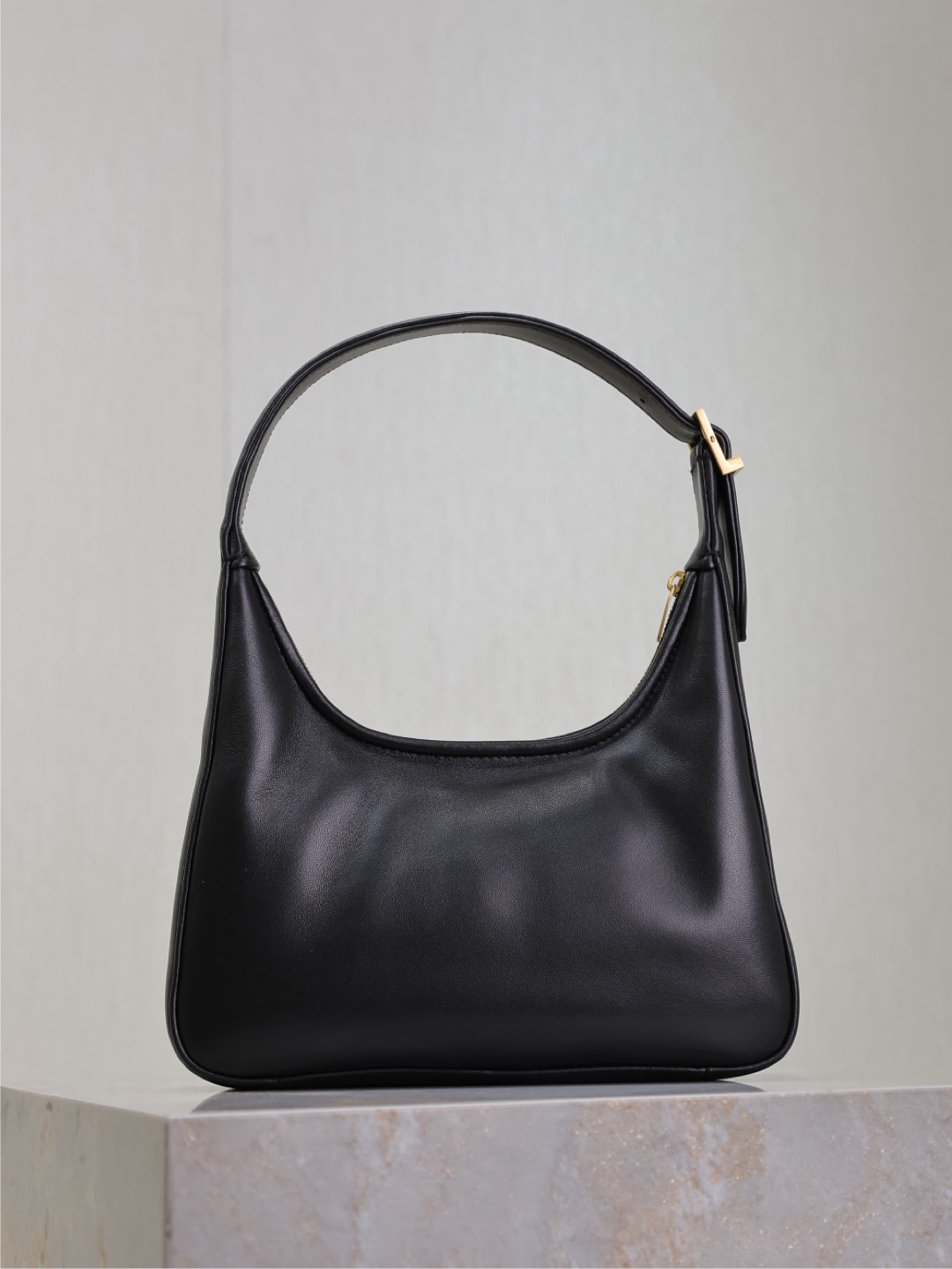 [TOP] Yves Saint Laurent YSL Calypso Mini Padded Leather Shoulder Bag 20x12x5cm - Black&GHW