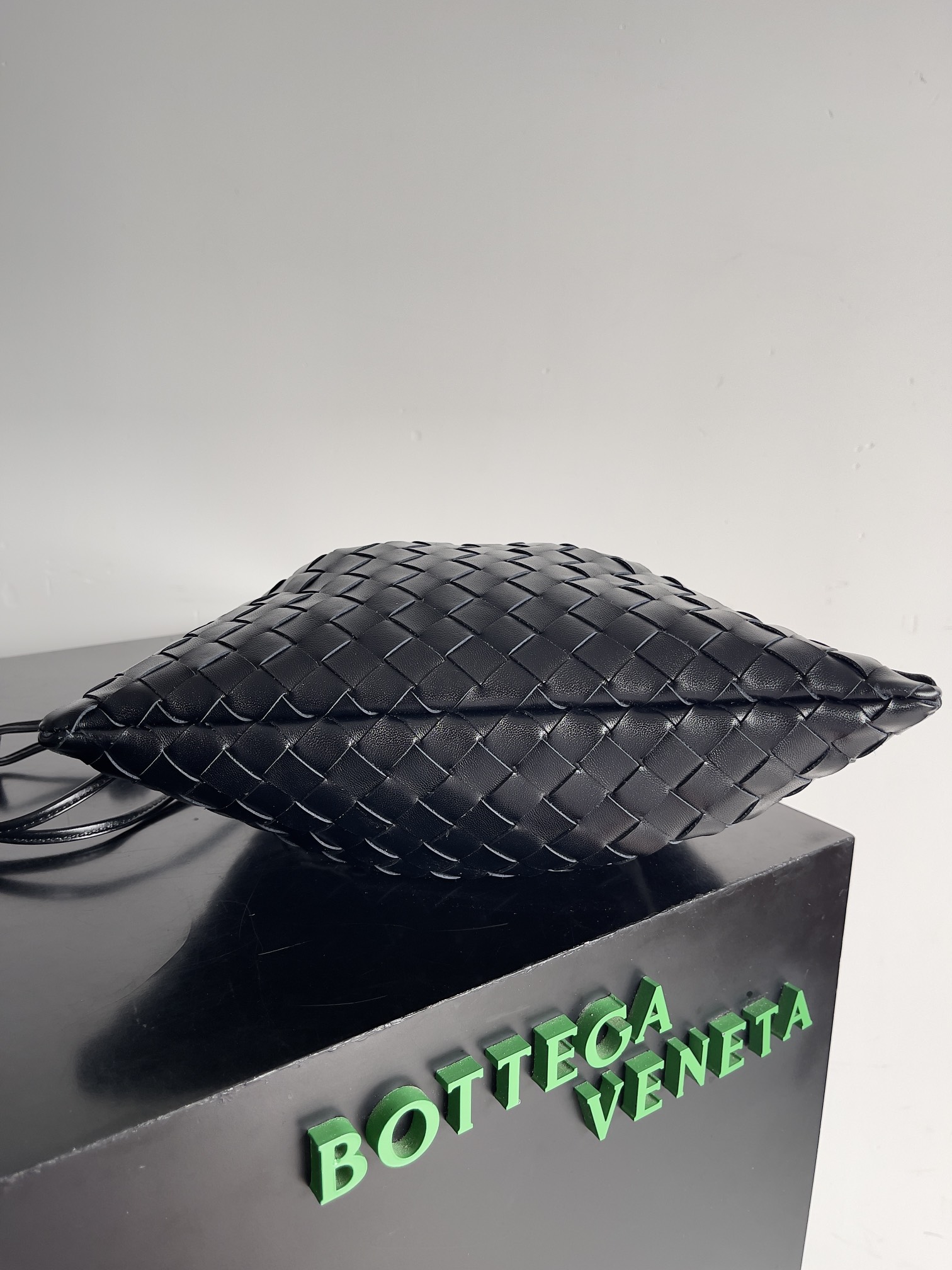 [TOP] Bottega Veneta BV Dustbag 32x23x1cm - Black